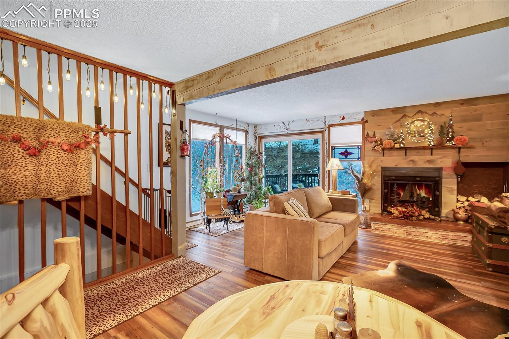 Listing photo 11 for 560 Manor Court A