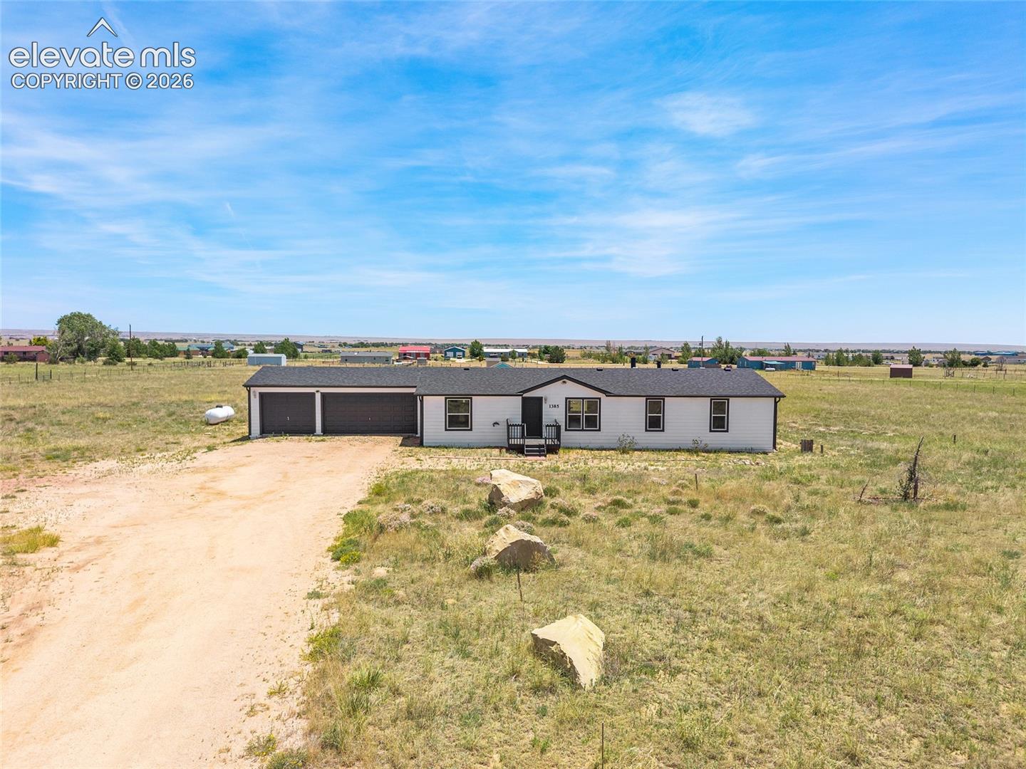 Listing photo 7 for 1385 Antelope Drive