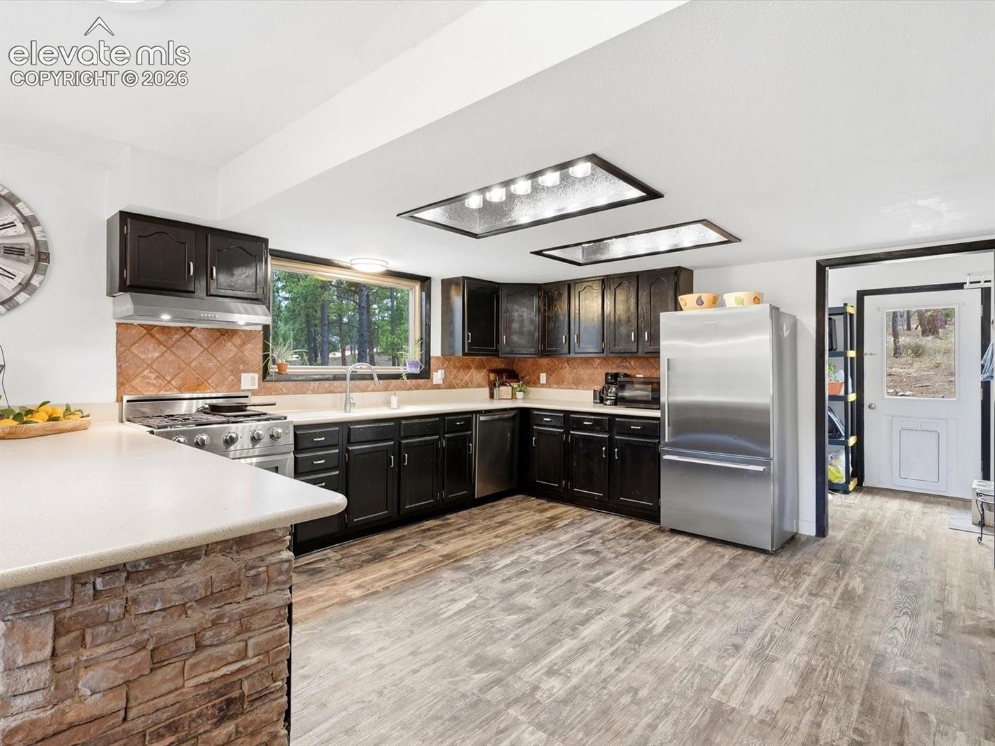 Listing photo 20 for 14635 Westcreek Road