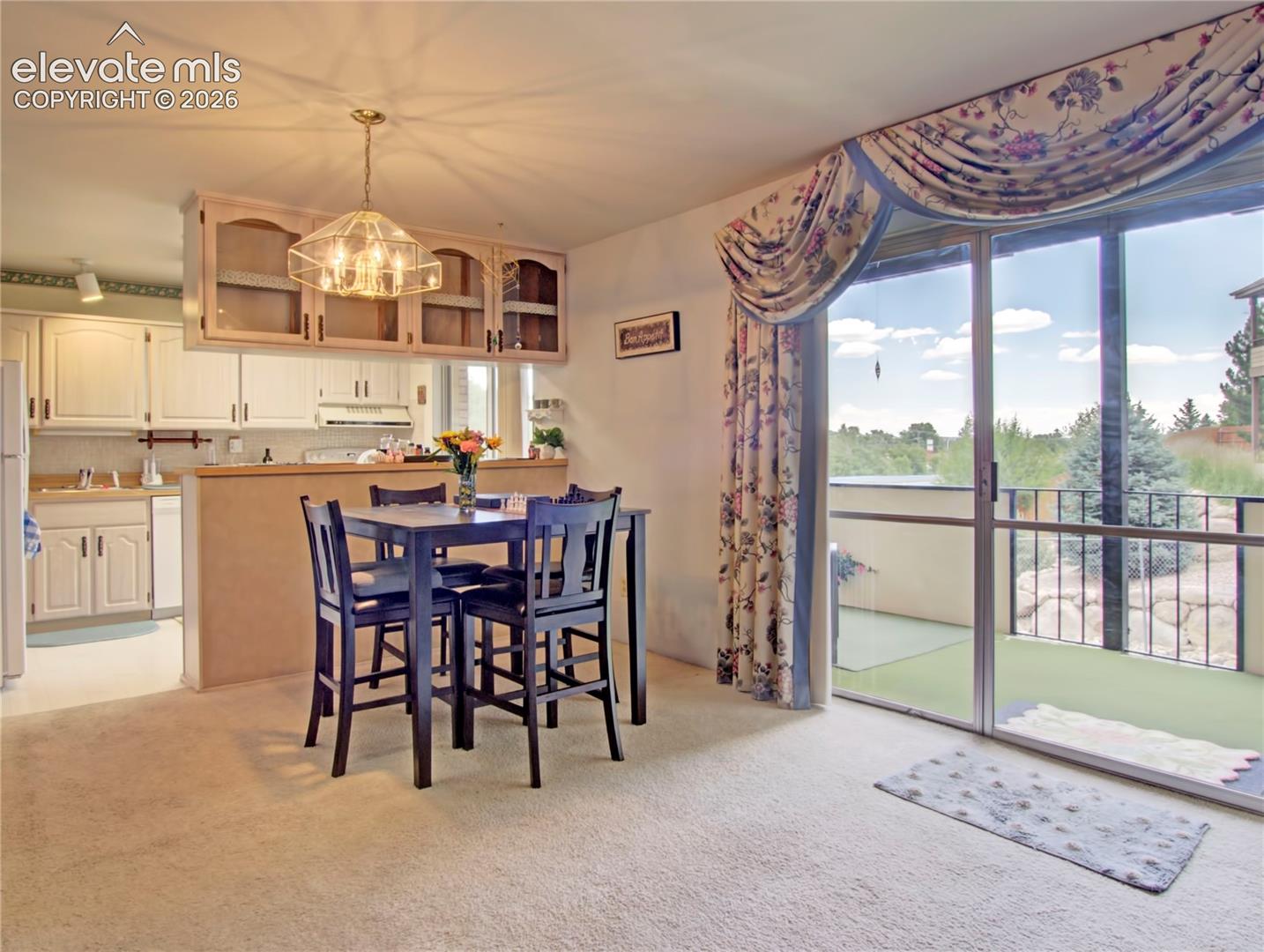 777 Saturn Drive, photo 9