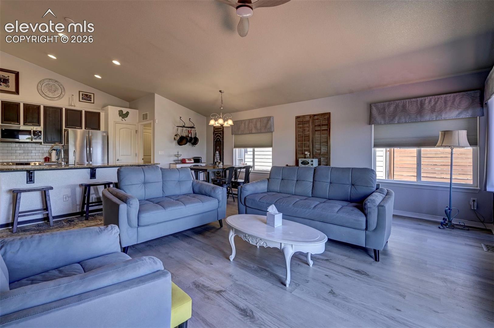 Listing photo 16 for 13713 Park Meadows Drive