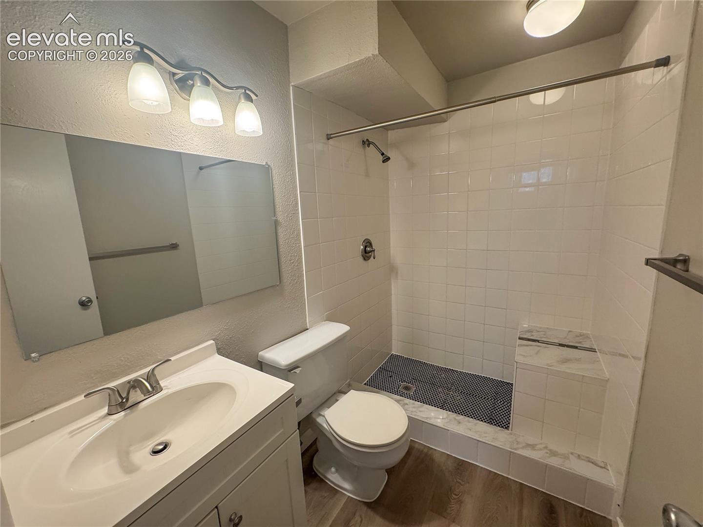 Listing photo 25 for 6074 Del Rey Drive