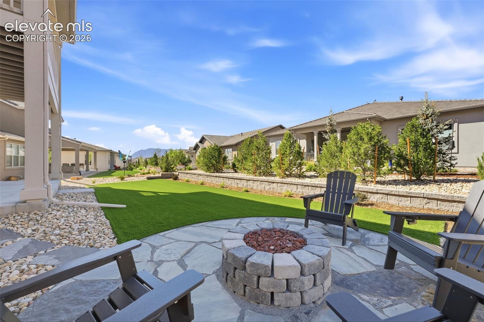 Listing photo 44 for 3414 Crest Hollow View