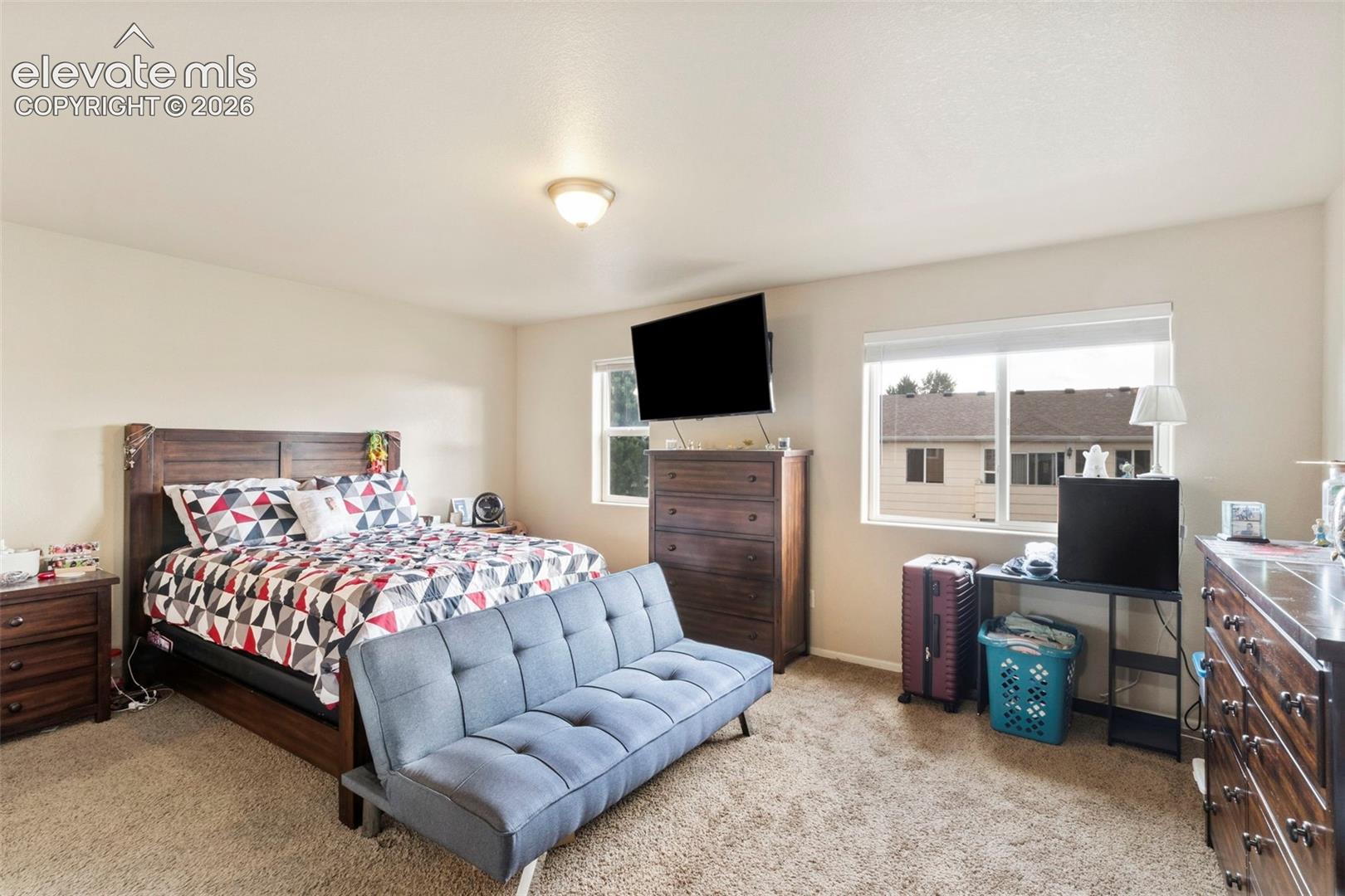 Listing photo 10 for 4883 Painted Sky View