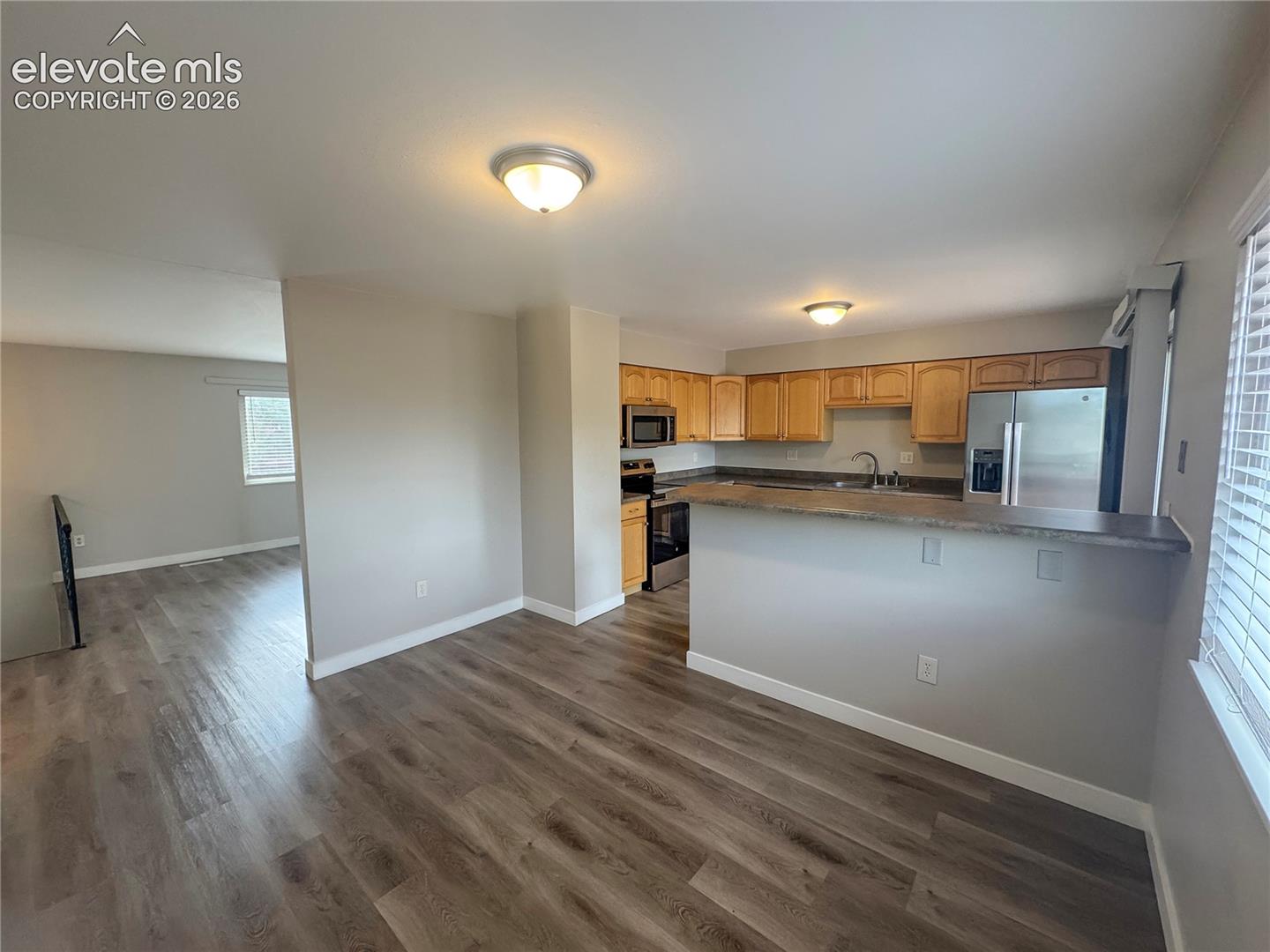 Listing photo 13 for 6074 Del Rey Drive