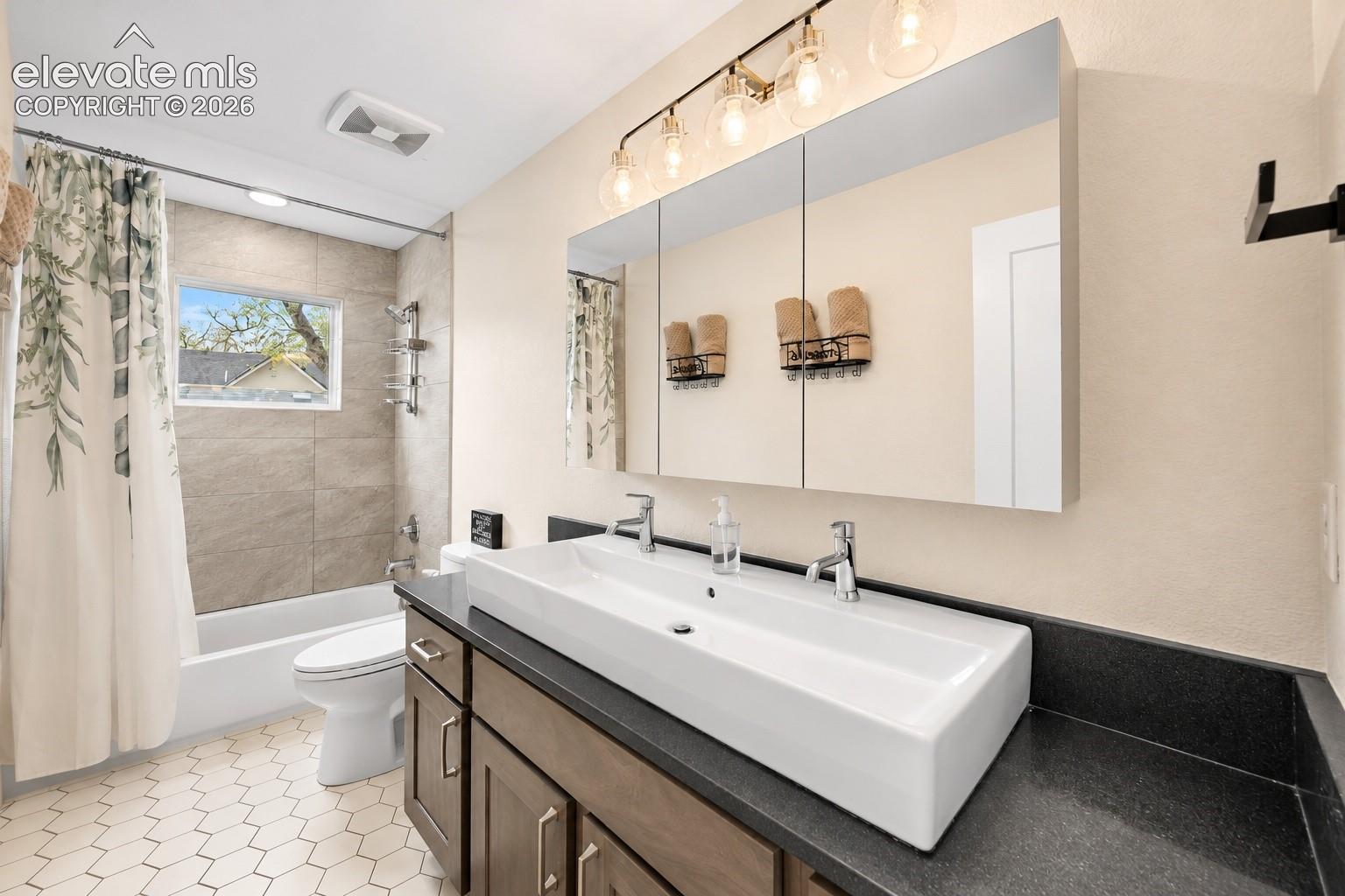 Listing photo 29 for 1007 E Boulder Street