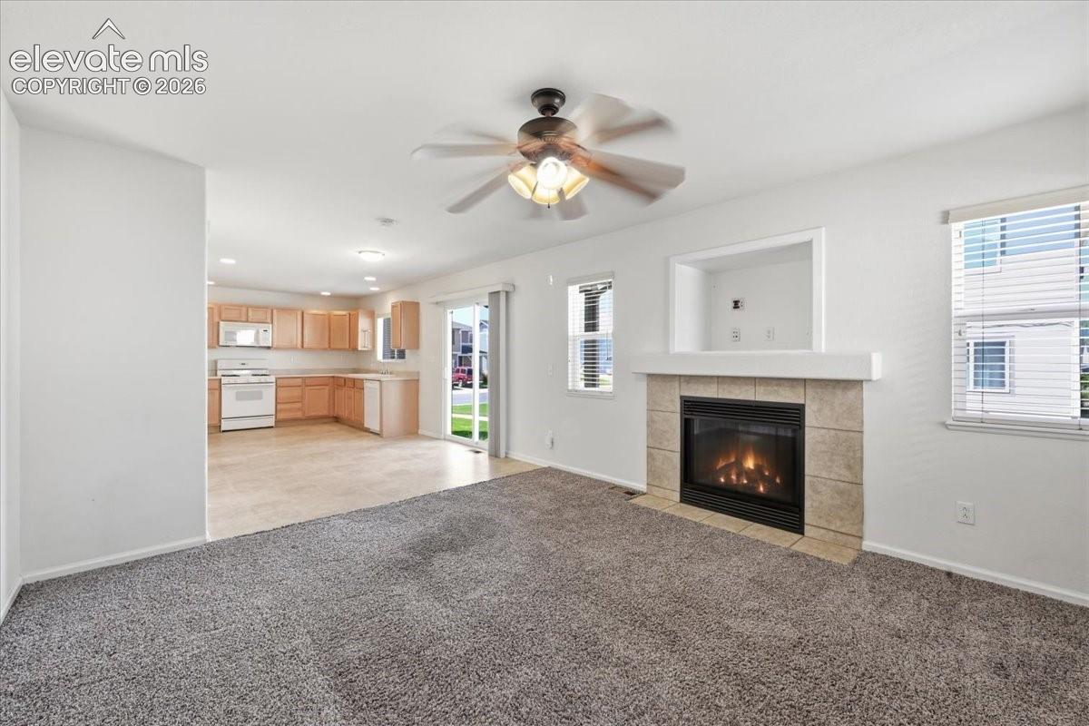 Listing photo 3 for 17612 Quarry Way