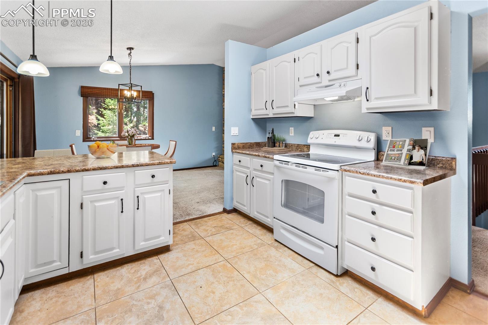 Listing photo 7 for 1129 Forest Hill Road