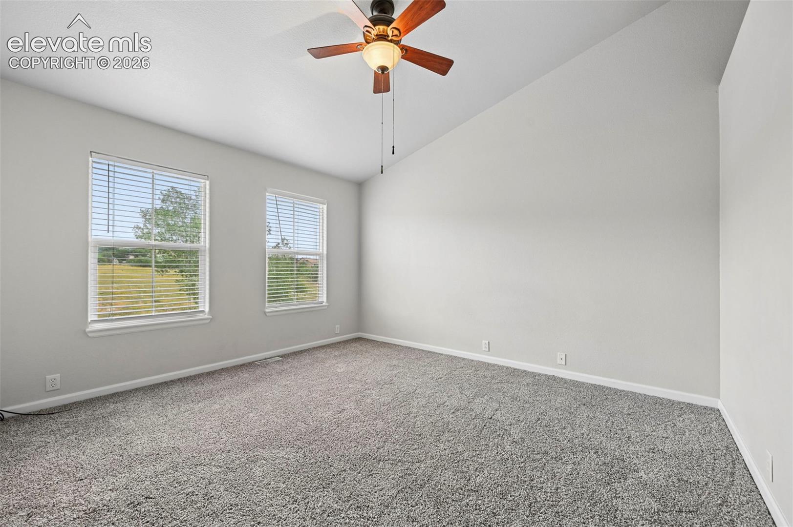 Listing photo 8 for 17067 Blue Mist Grove