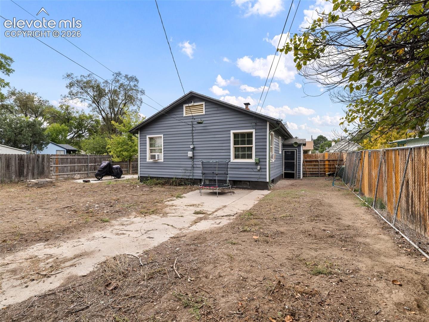 Listing photo 24 for 922 Jackson Street