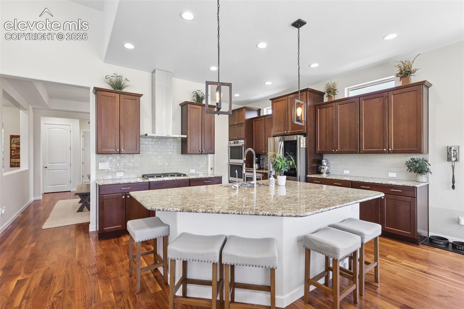 Listing photo 16 for 12794 Pensador Drive