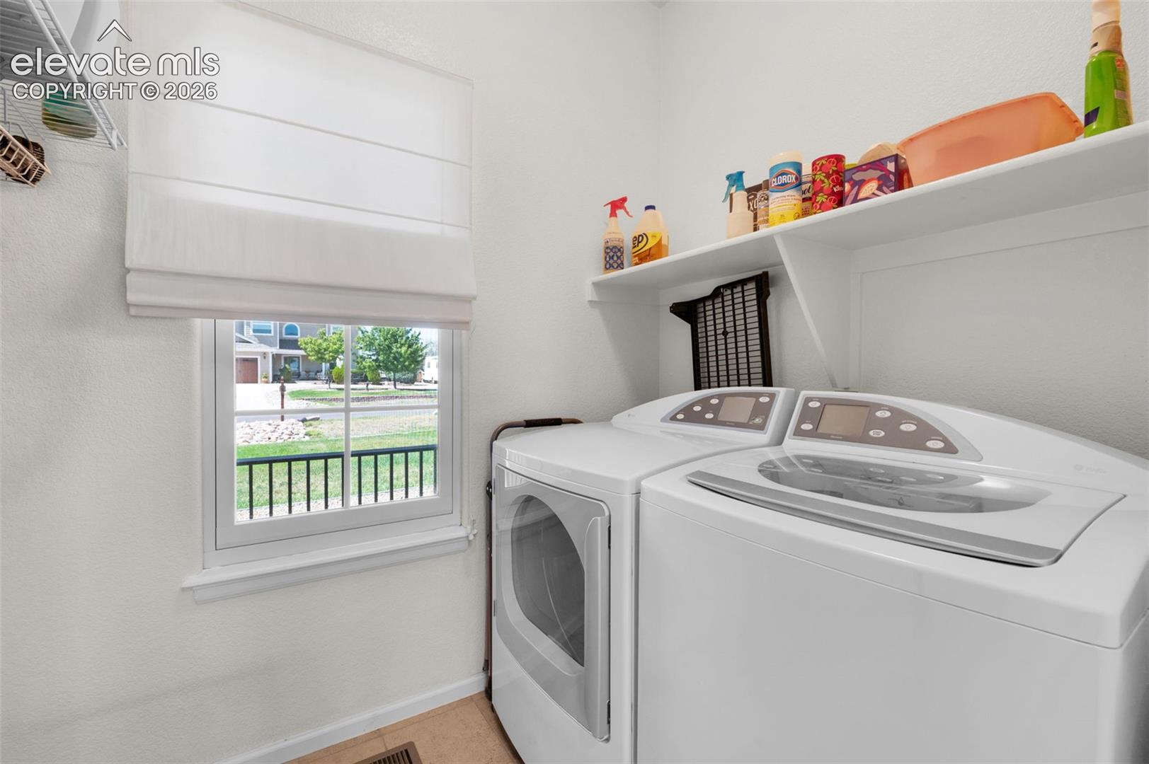 Listing photo 16 for 8965 Theriot Road
