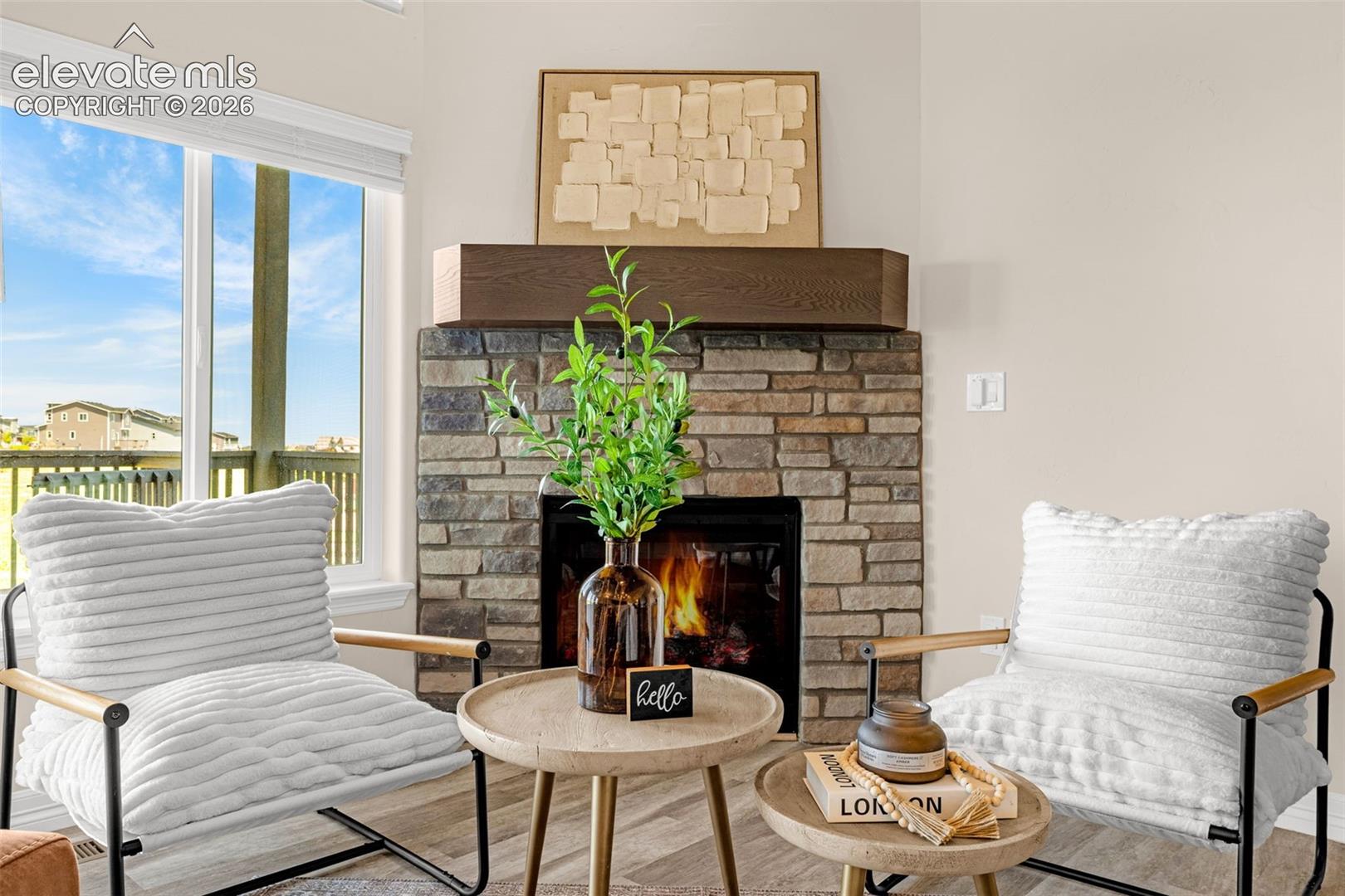 Listing photo 3 for 9813 Fairway Glen Drive