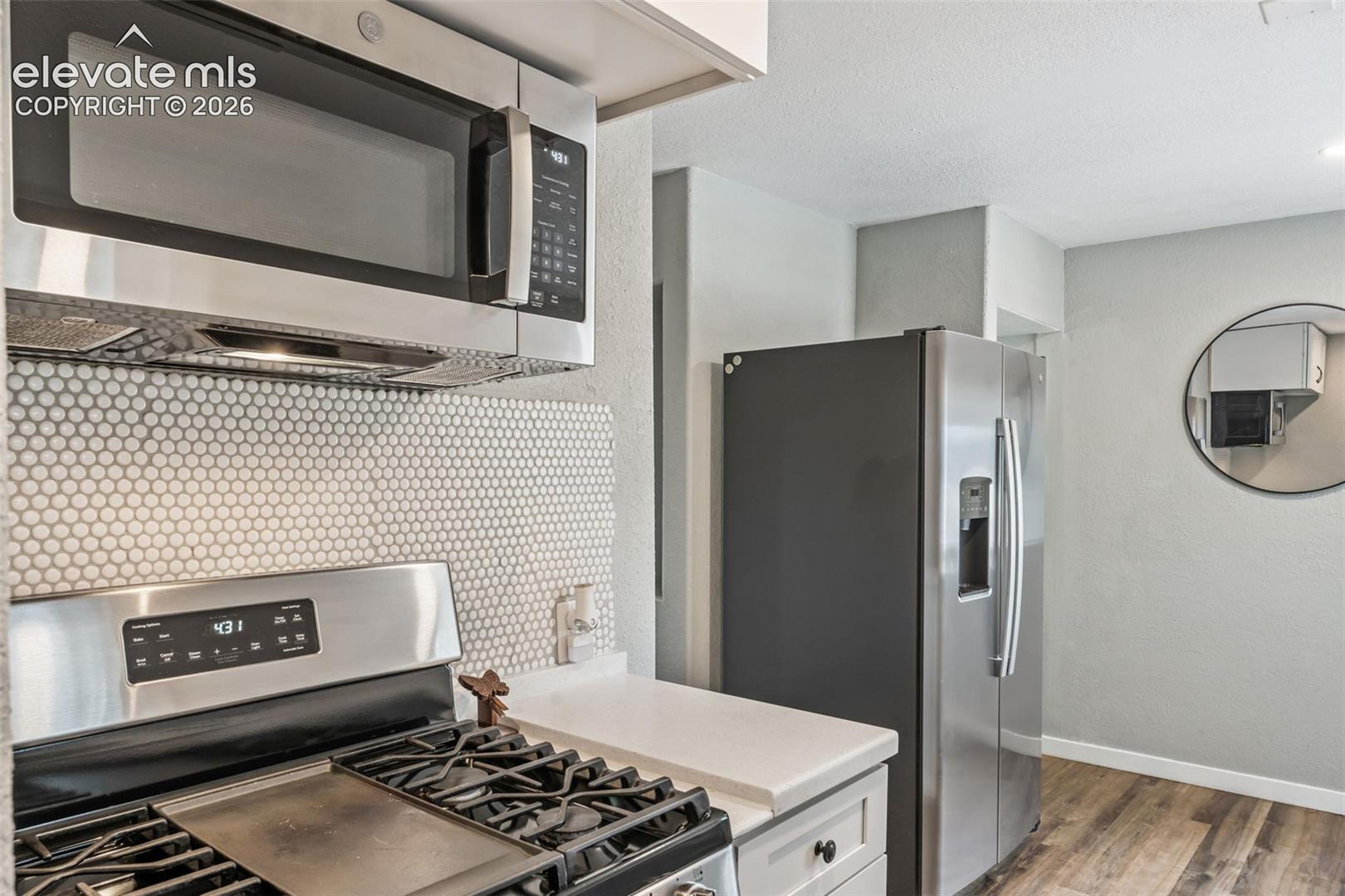 Listing photo 21 for 1726 E Evans Avenue