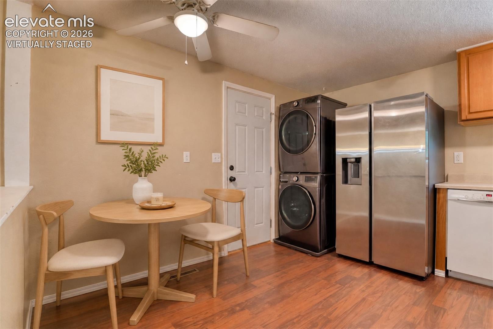 Listing photo 10 for 1810 Bonita Drive