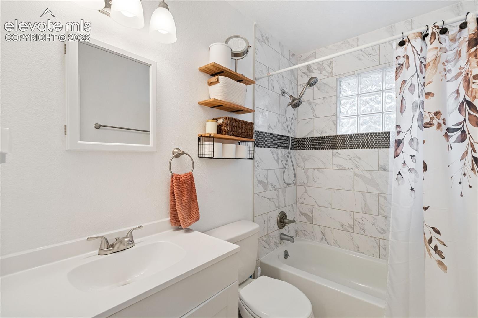 Listing photo 22 for 2110 Frontier Drive