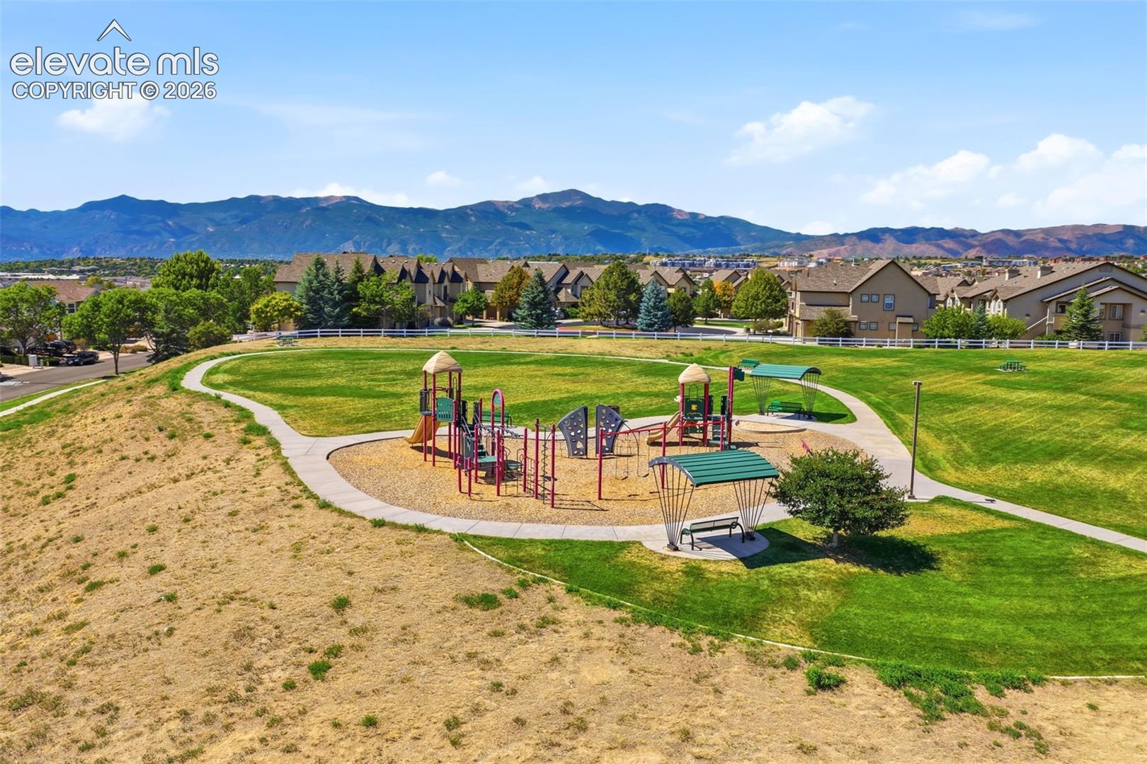 Listing photo 30 for 7105 Amber Ridge Drive
