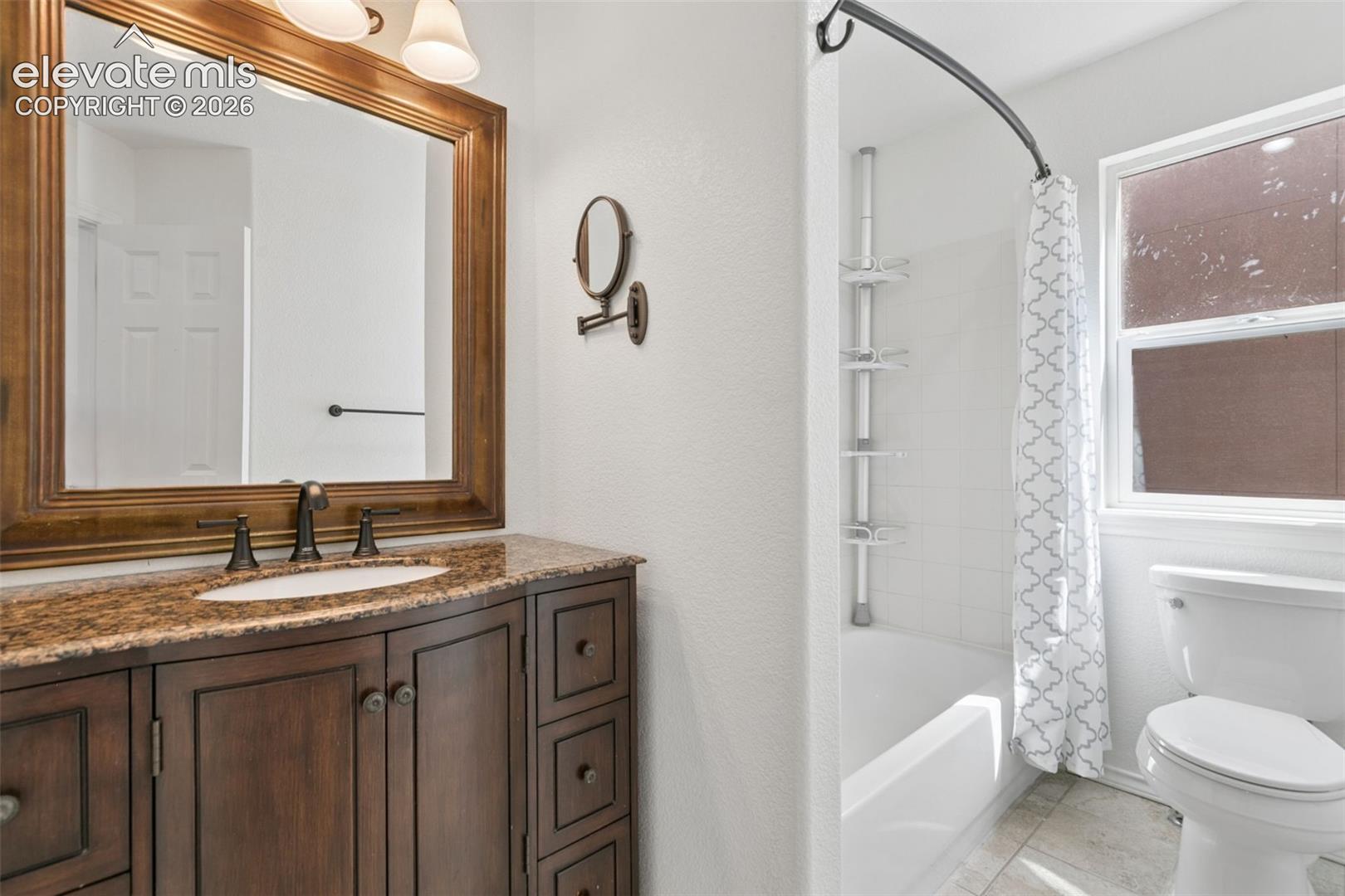 Listing photo 32 for 1622 Lookout Springs Drive