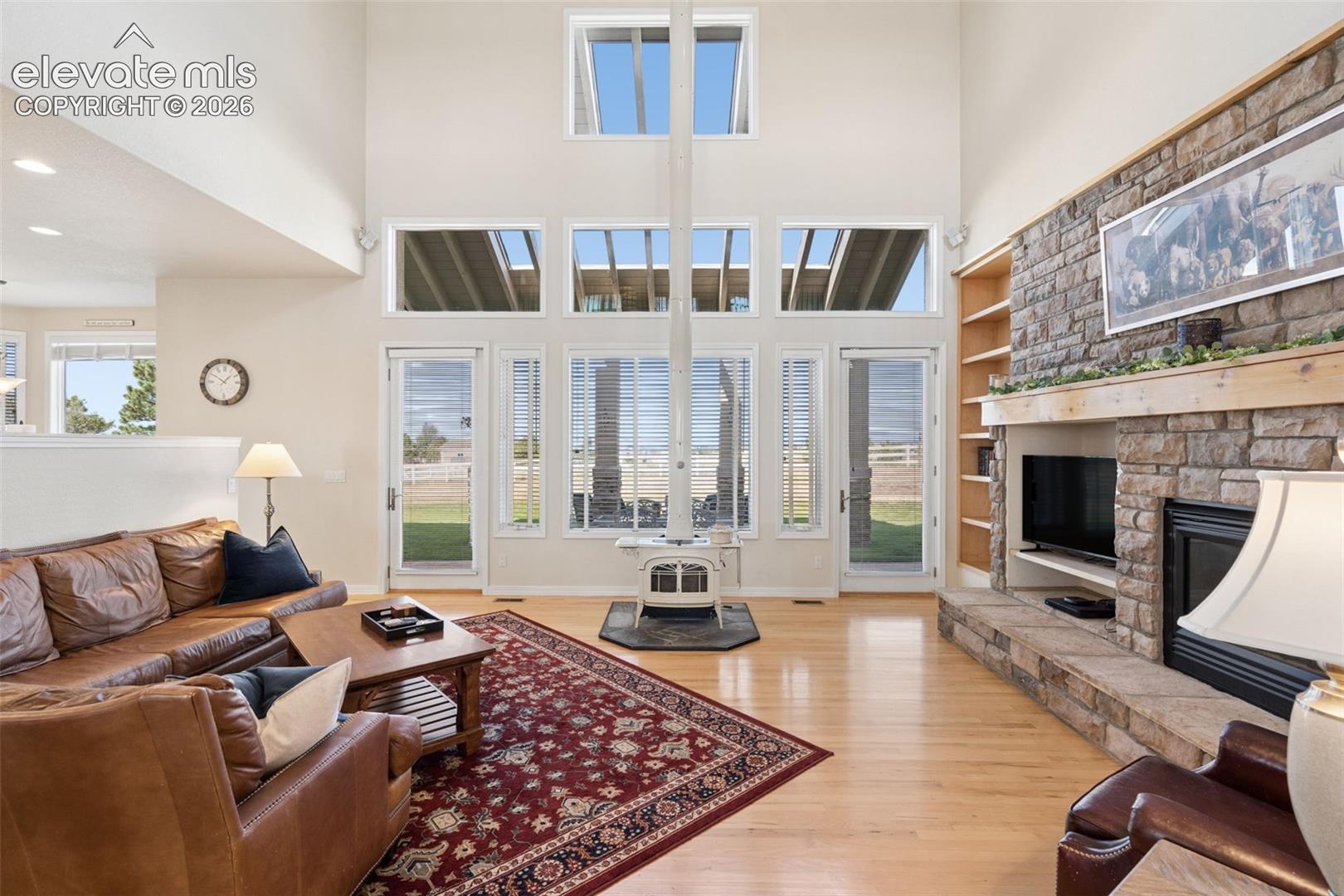 Listing photo 16 for 7170 Silver Ponds Heights