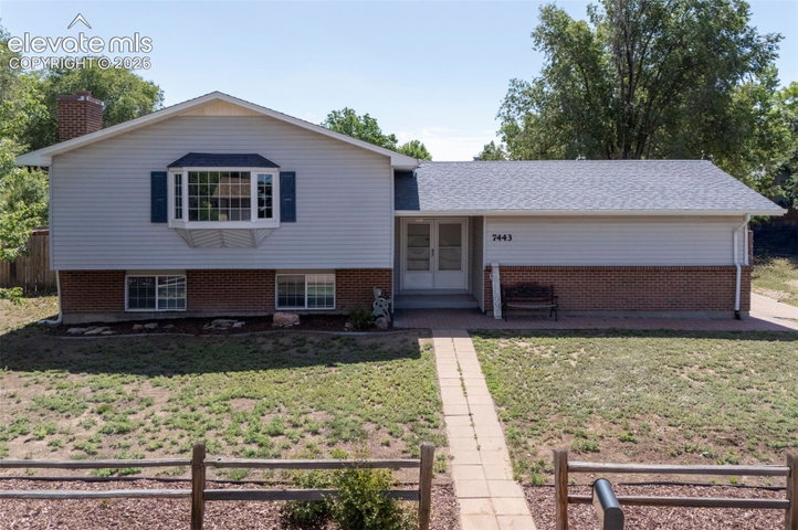 7443 Franconia Drive — listing photo