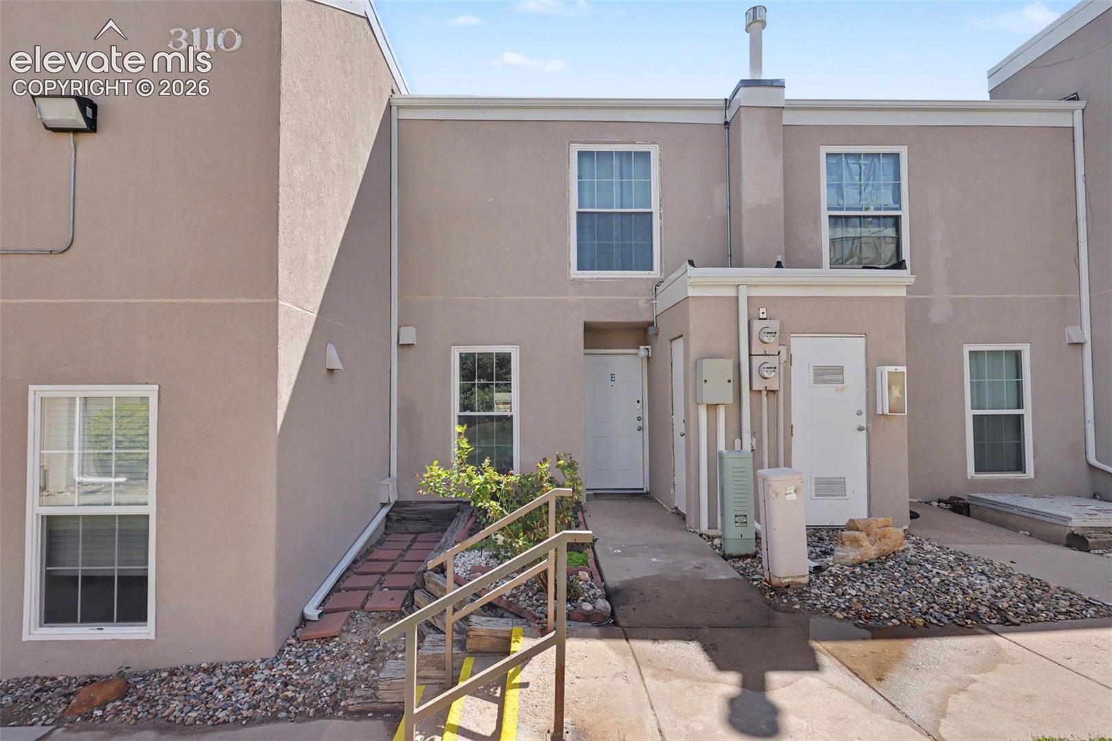 3110 Van Teylingen Drive E — listing photo