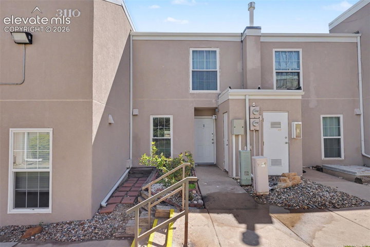 3110 Van Teylingen Drive E — listing photo