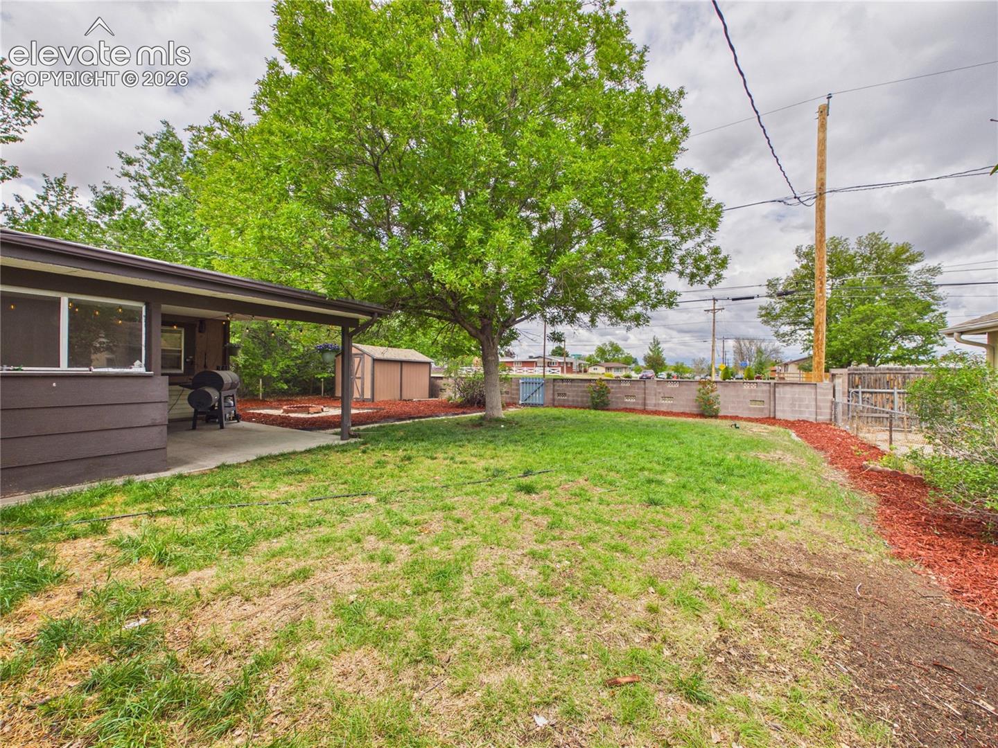 Listing photo 35 for 1615 Englewood Drive
