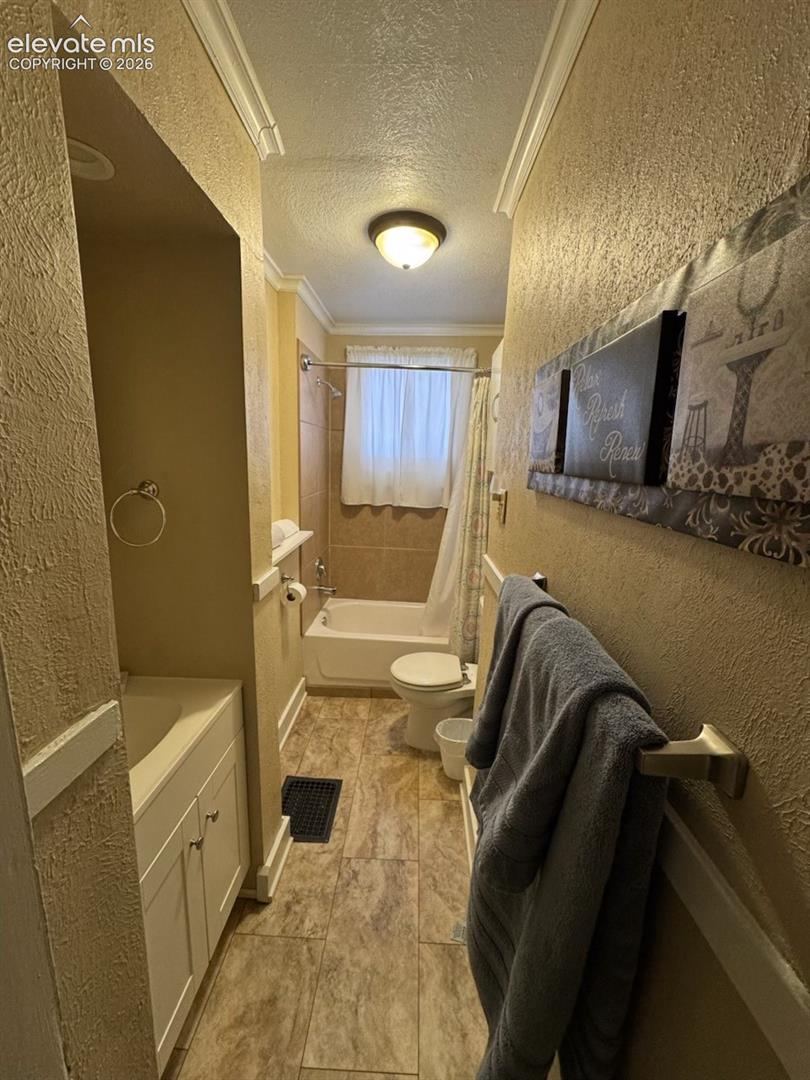 Listing photo 9 for 226 W Abriendo Avenue