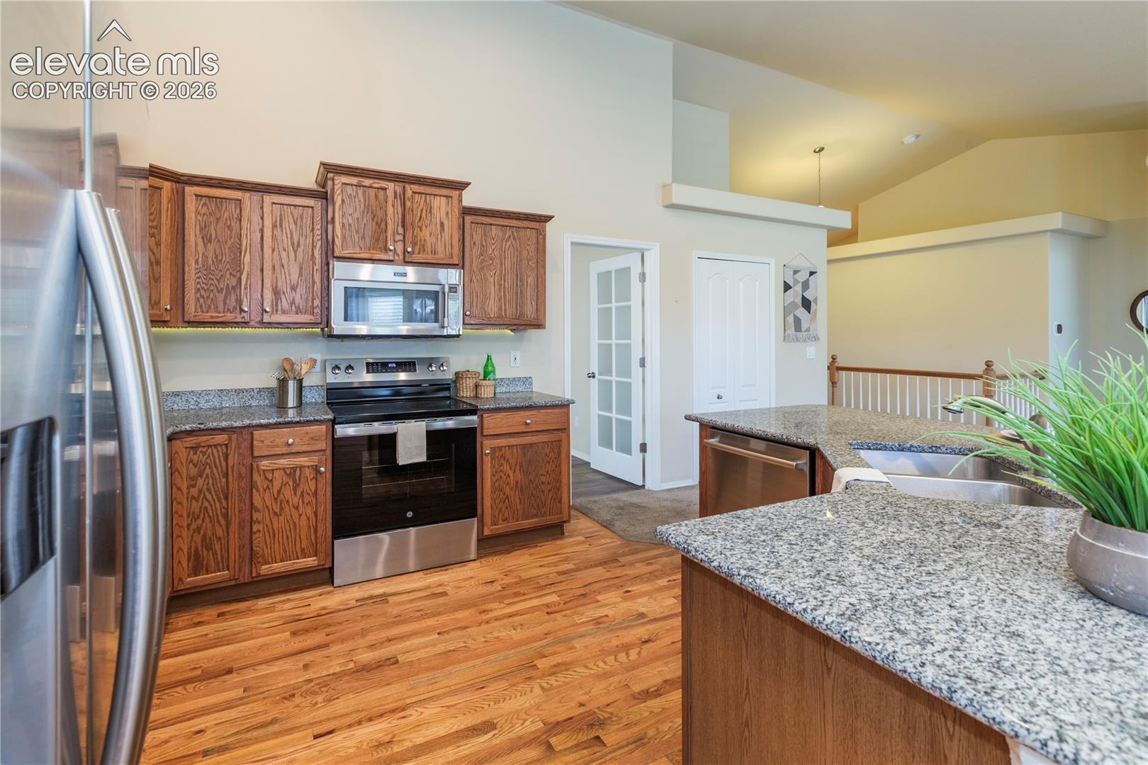 Listing photo 8 for 10614 Mt Emerald Drive