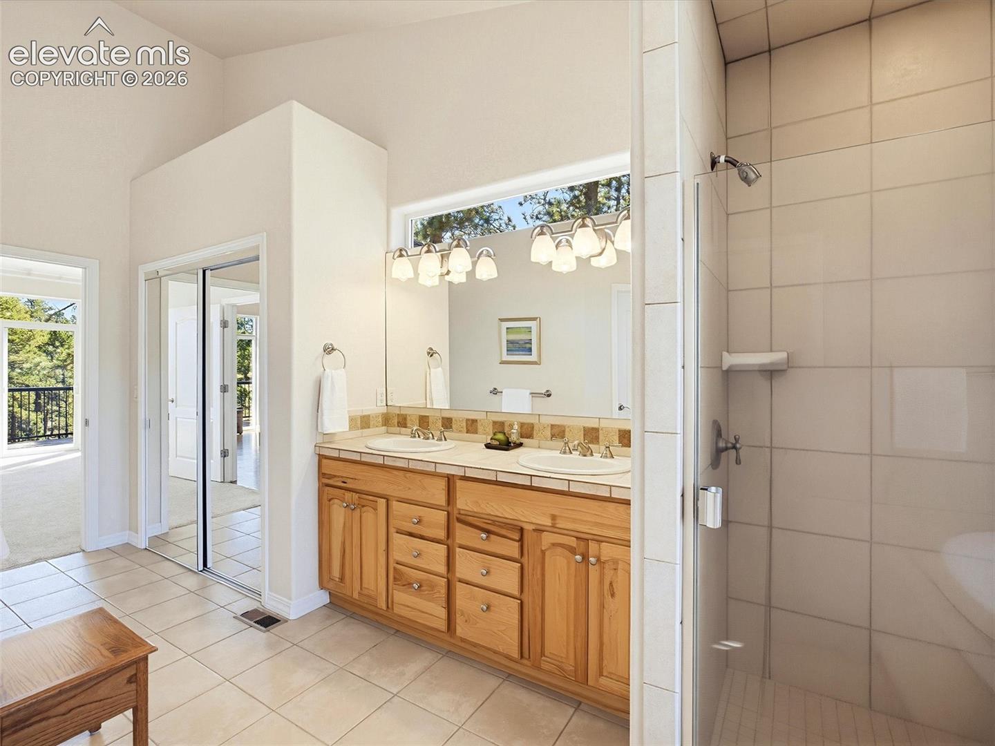 Listing photo 23 for 18065 Cumbres Road