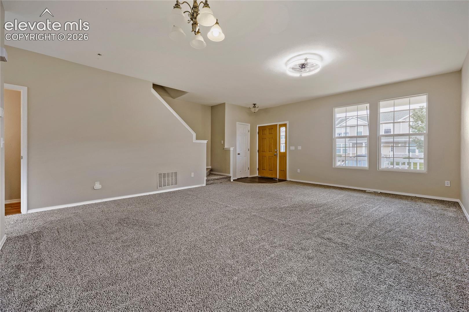 Listing photo 7 for 10505 Wells Point