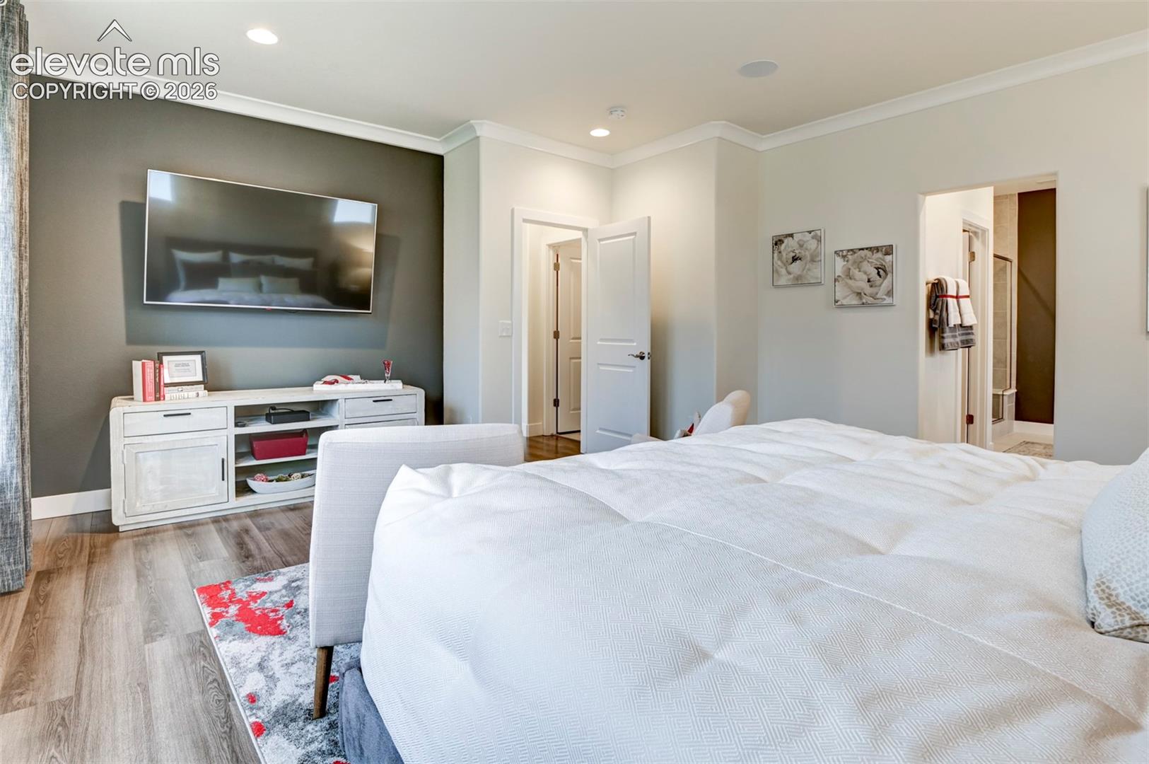 Listing photo 16 for 9685 Warrick Street