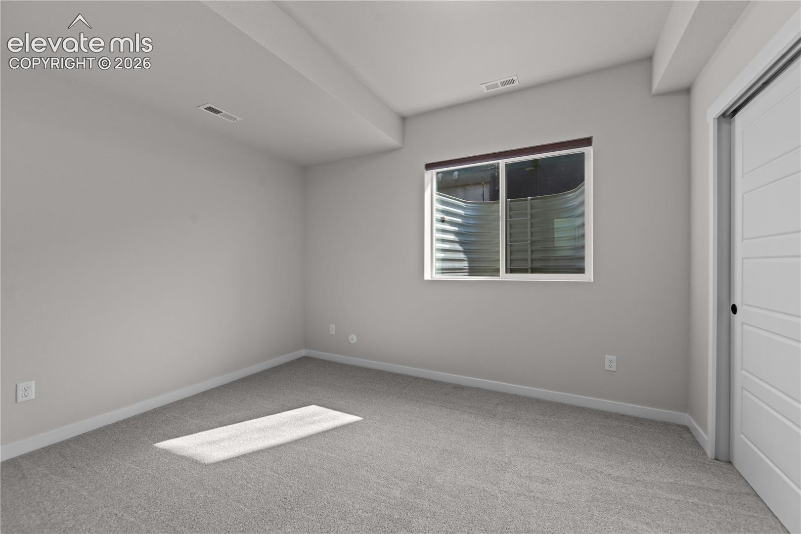 Listing photo 47 for 6575 Vistancia Avenue