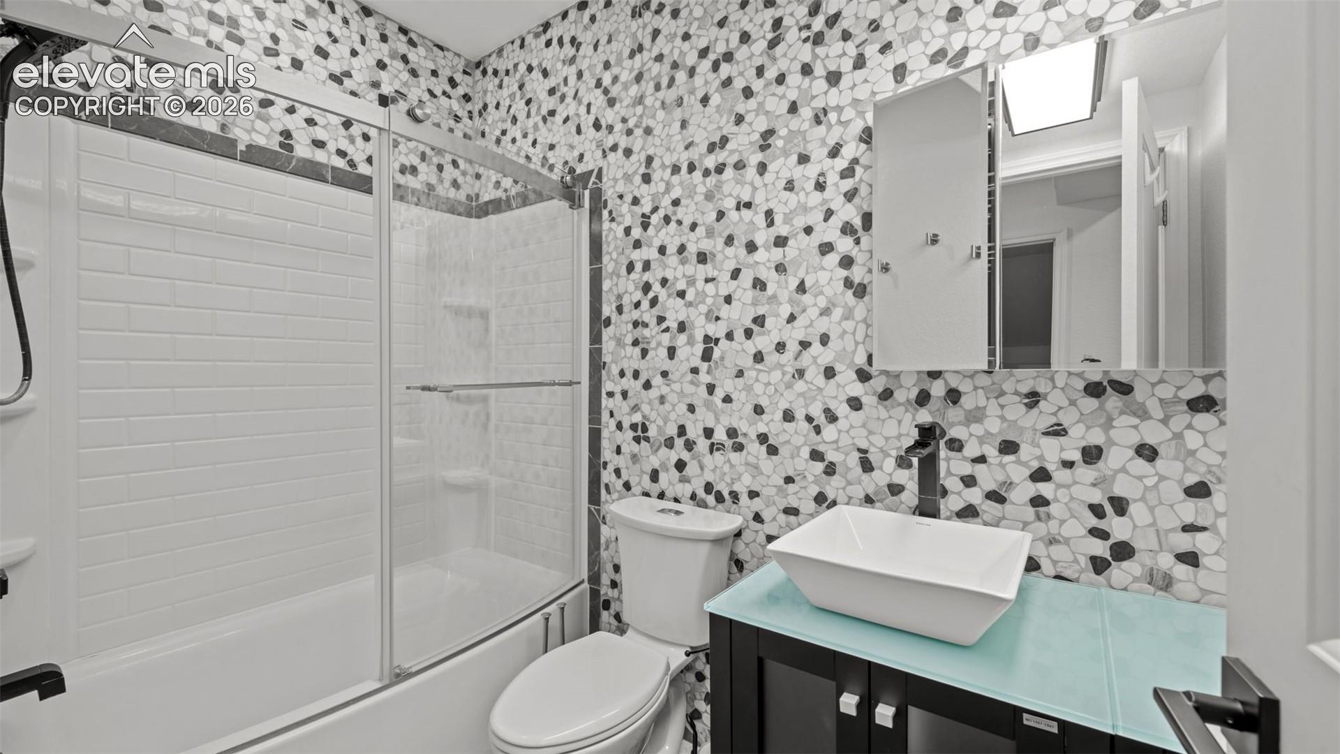 Listing photo 37 for 7915 Bonfire Trail