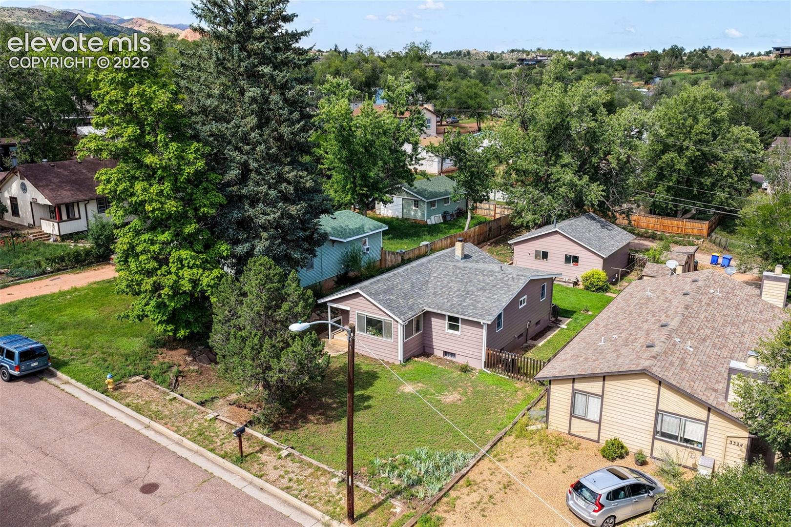 Listing photo 42 for 3326 W Kiowa Street