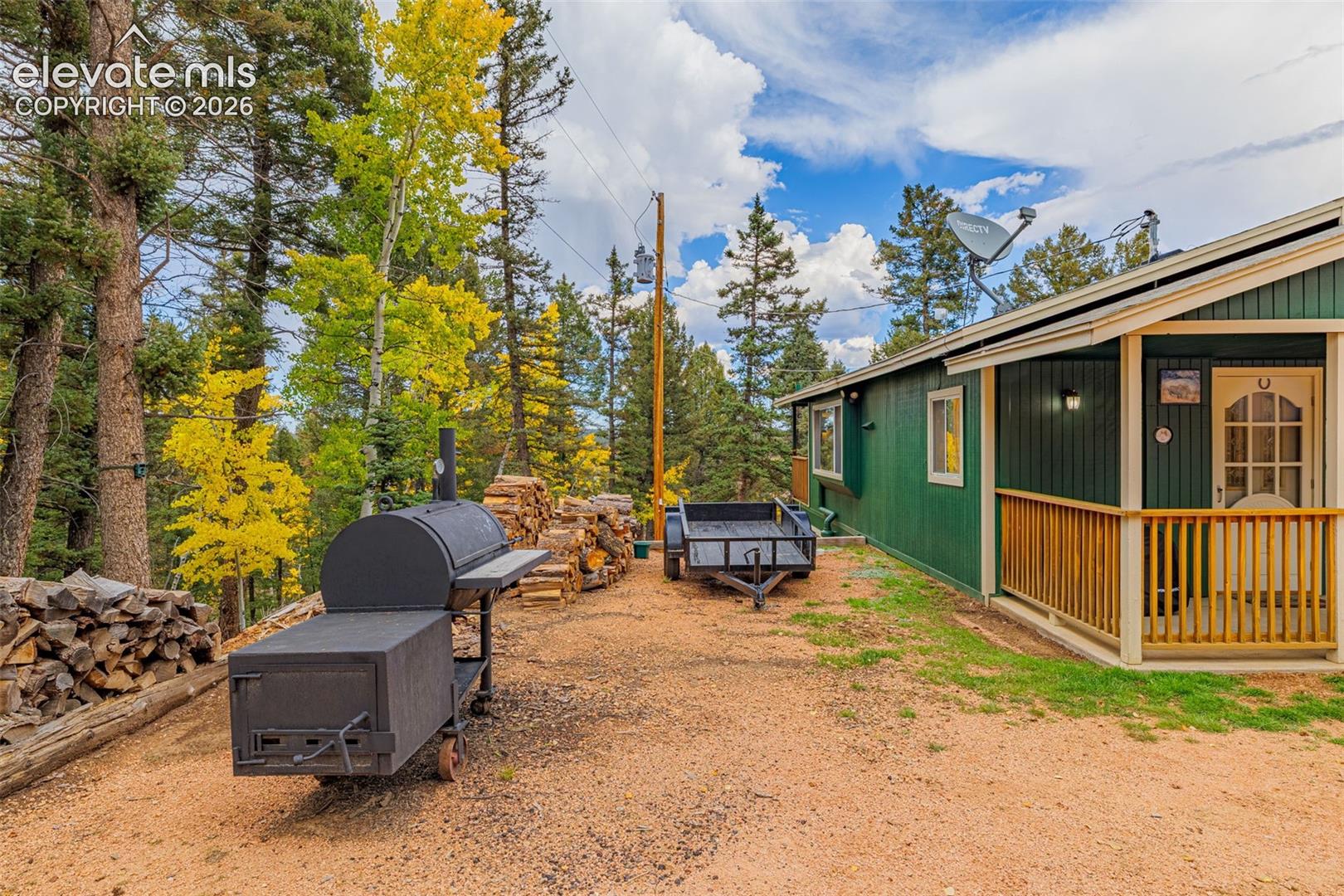 Listing photo 11 for 191 Nuaku Road