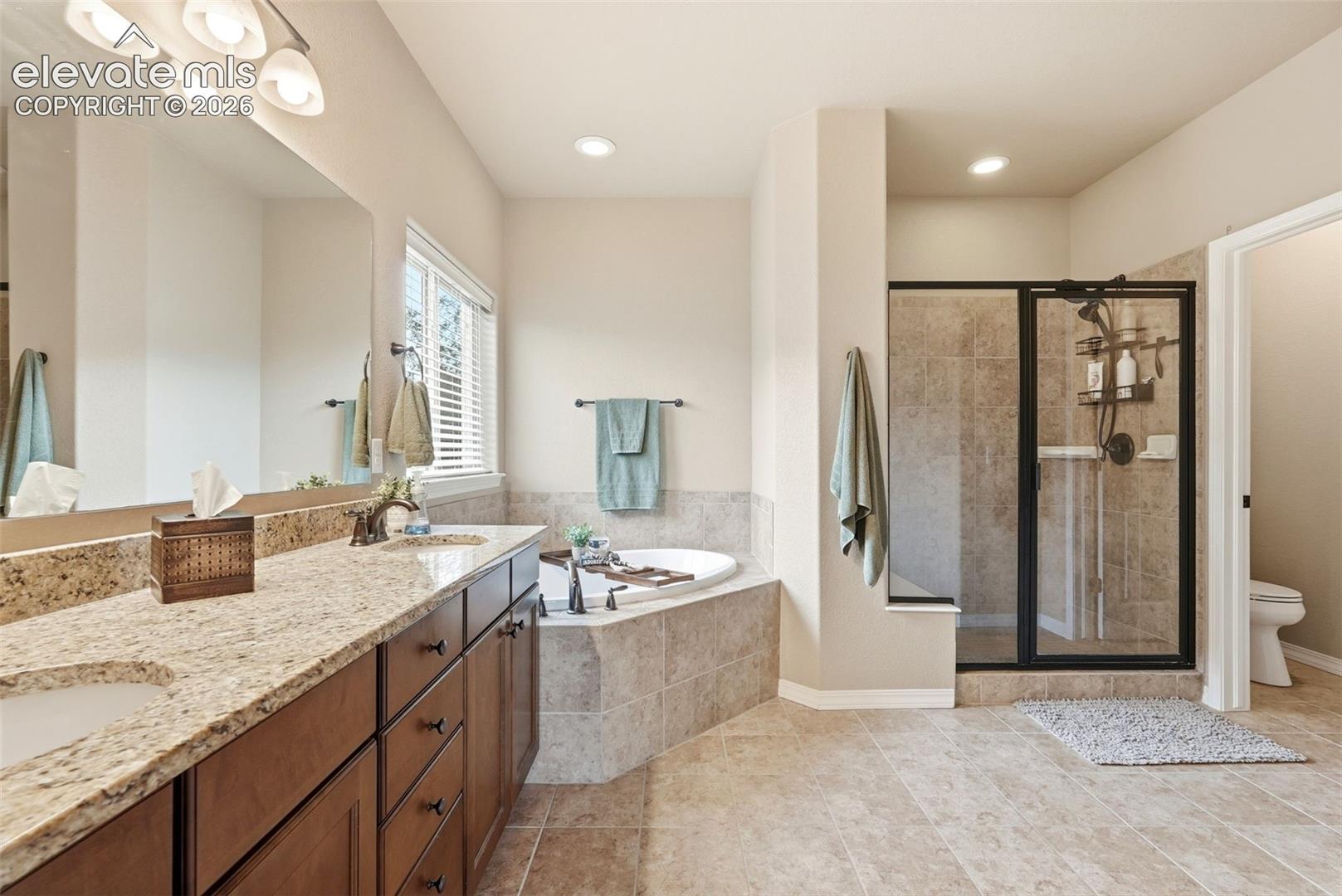 Listing photo 15 for 233 Coyote Willow Drive