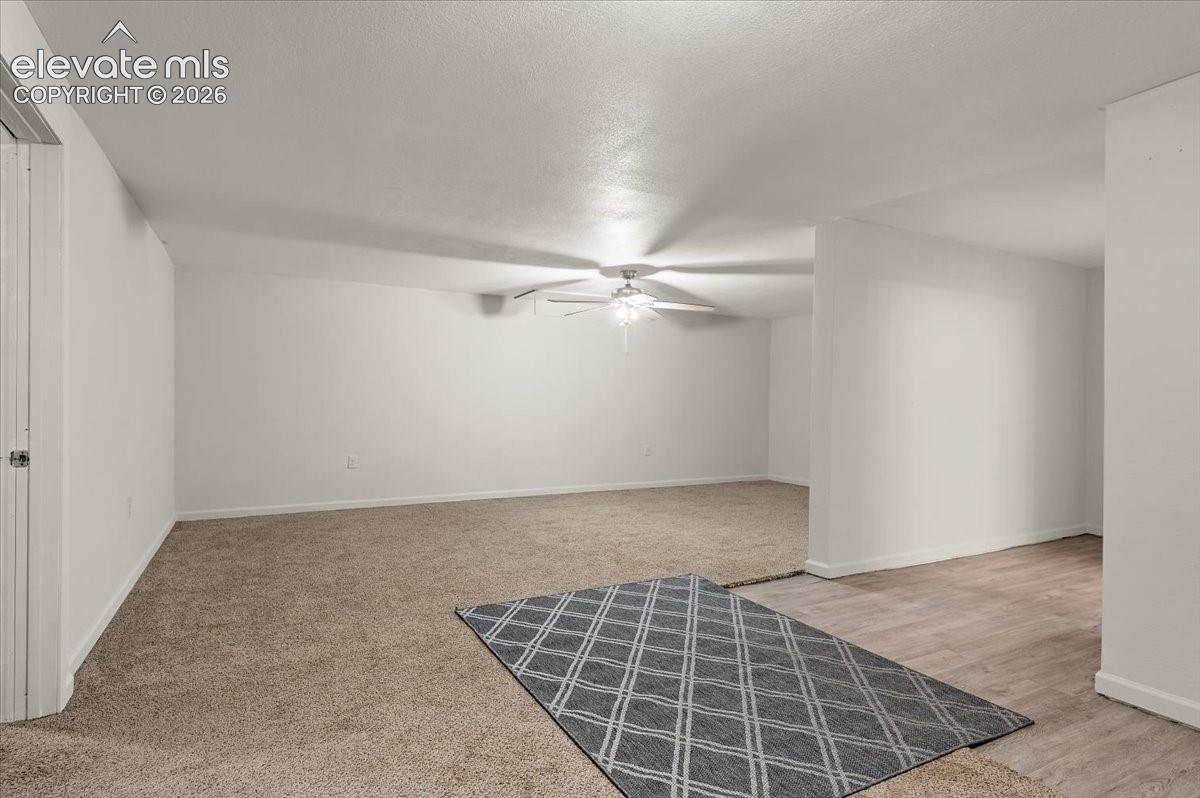 Listing photo 30 for 544 N Raymont Drive