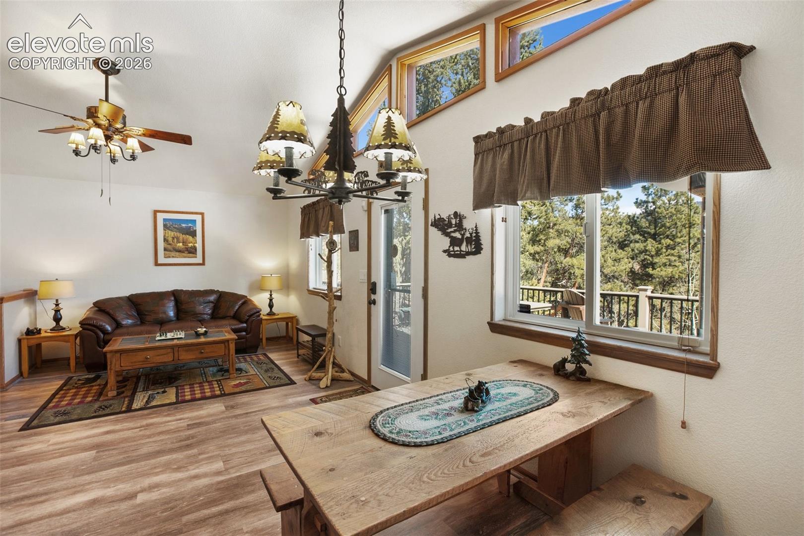 Listing photo 21 for 493 Horseshoe Drive