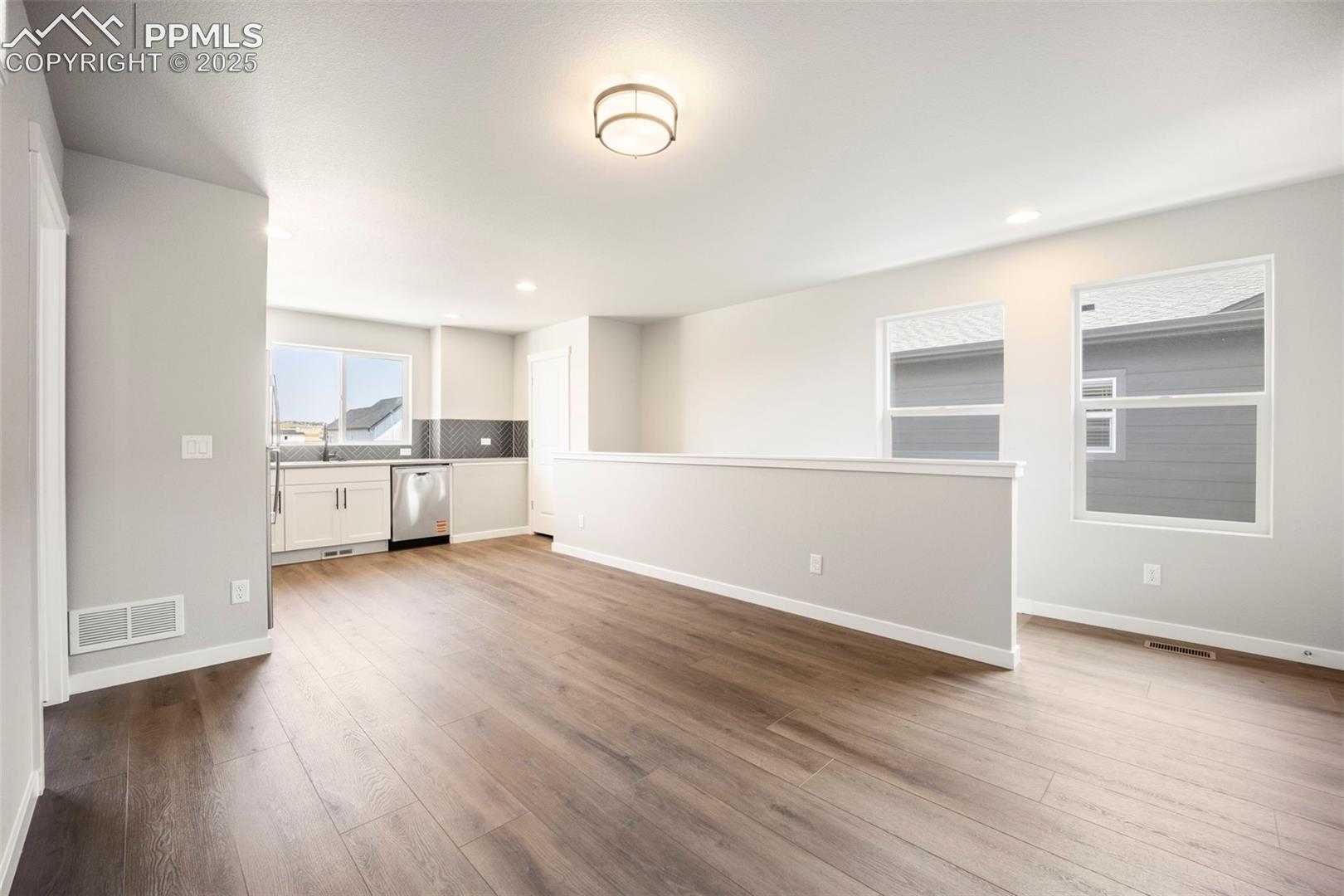 9258 Kurie Mine Lane, photo 32