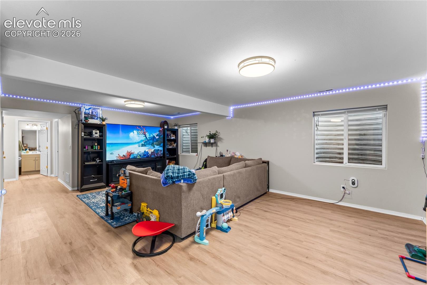 Listing photo 28 for 885 Candlestar Loop