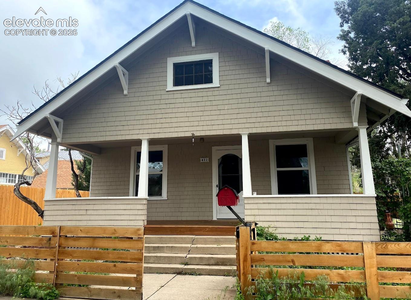 Listing photo 26 for 412 E St Vrain Street
