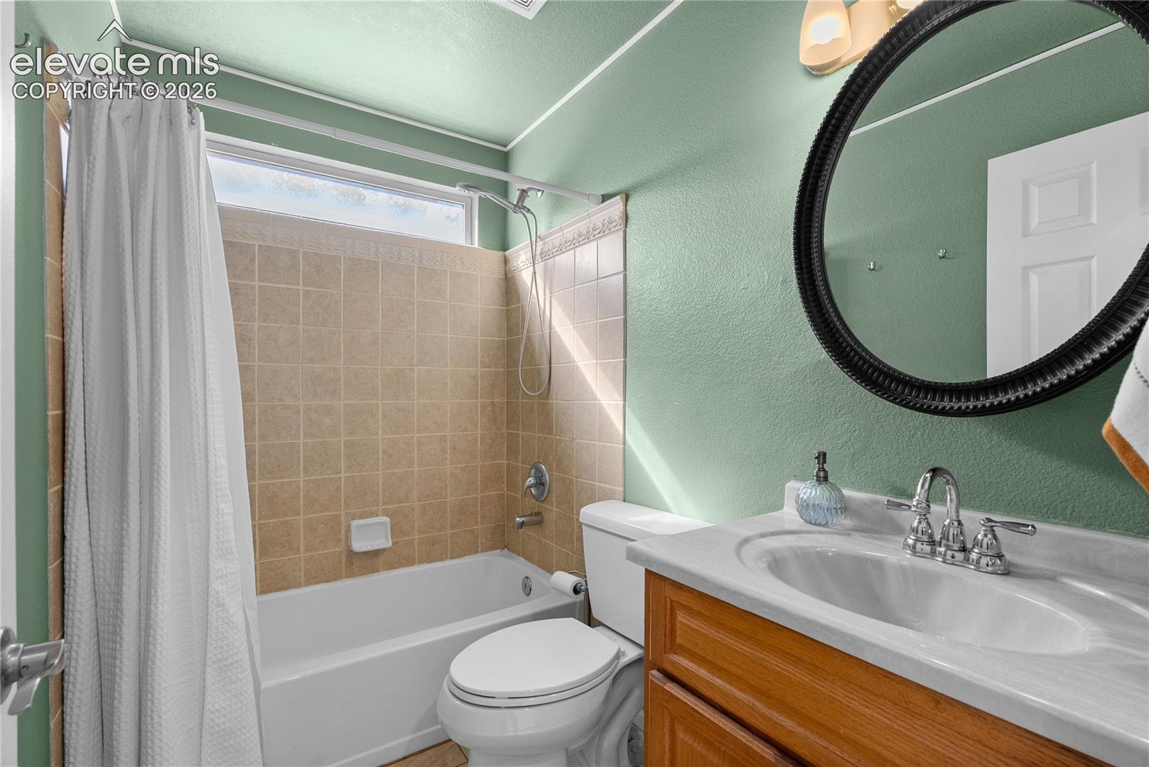 Listing photo 13 for 12536 Catch Pen Road