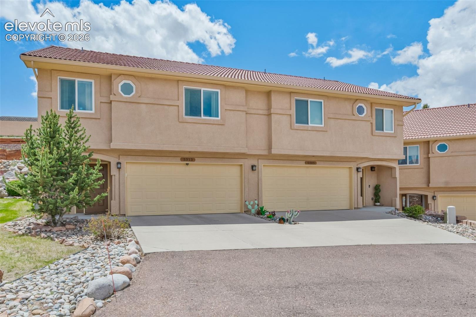 5313 Mountain Peak Point