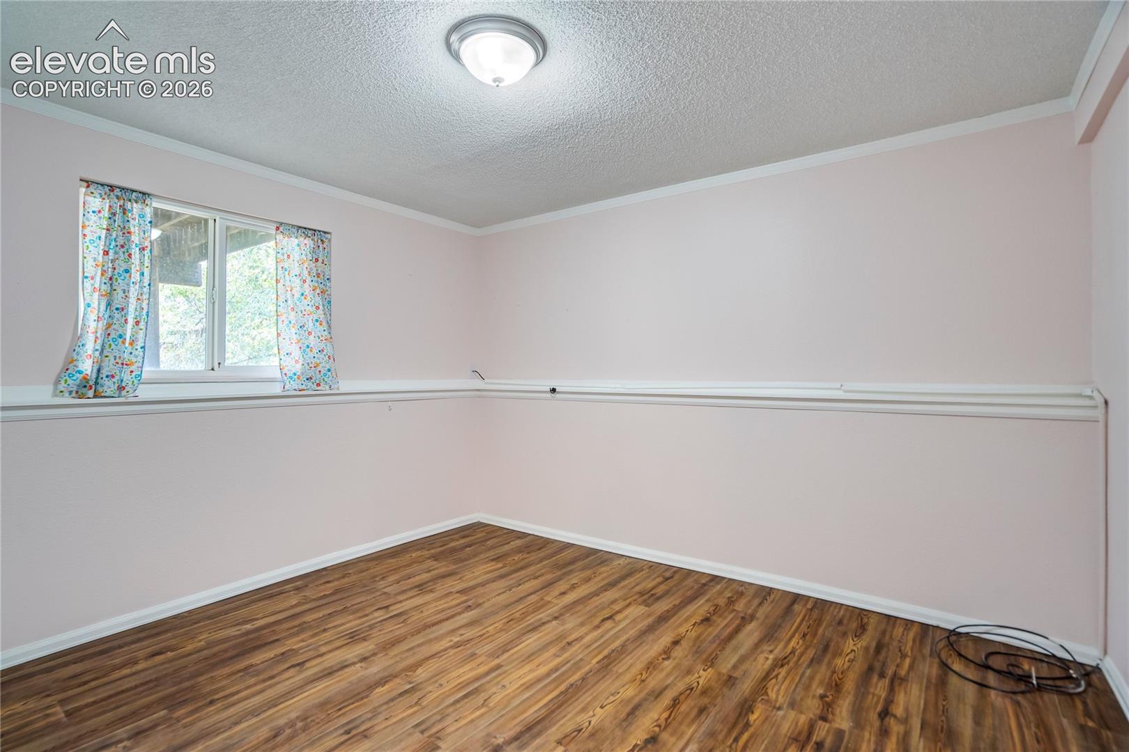 4340 Drummond Street, photo 35