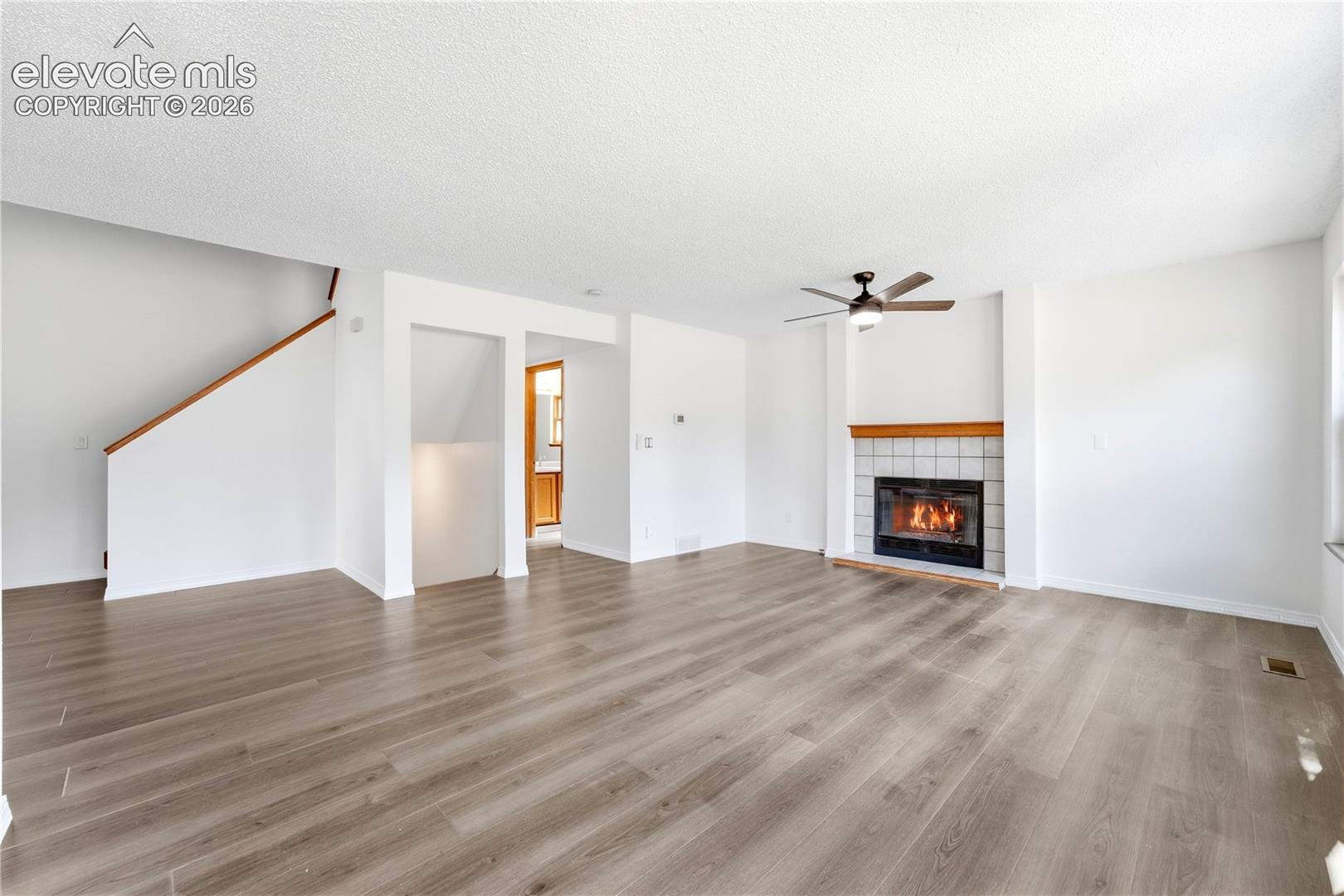 Listing photo 11 for 4120 Kayak Court
