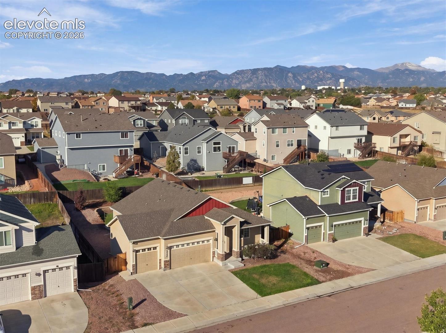 Listing photo 2 for 7384 Bonterra Lane
