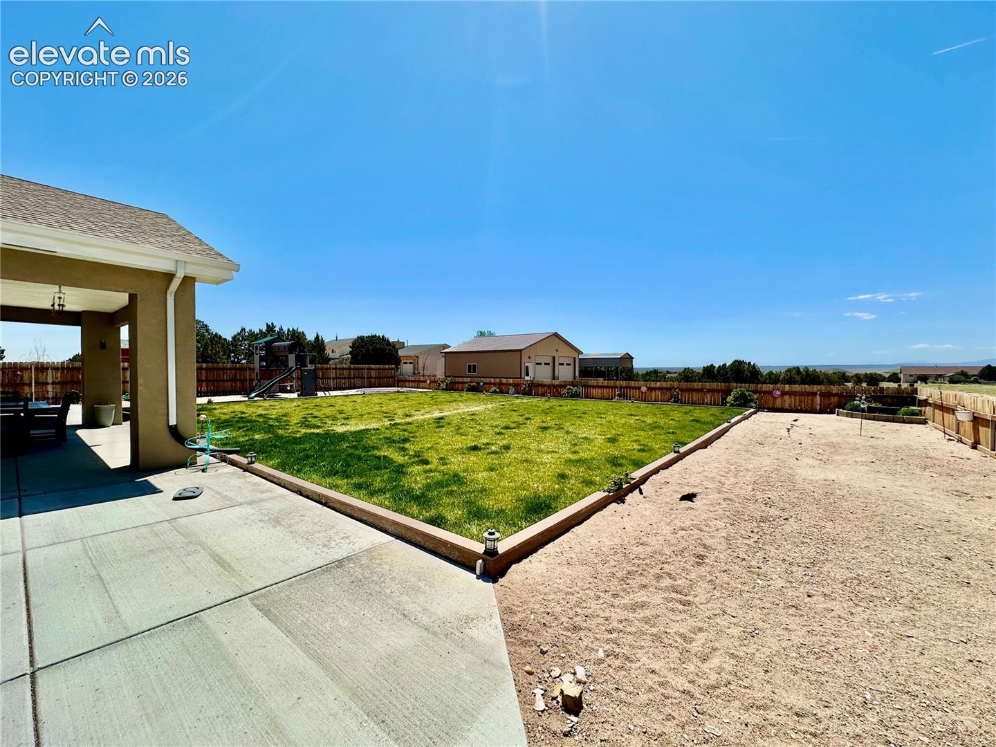 Listing photo 37 for 2064 W Hesperus Drive