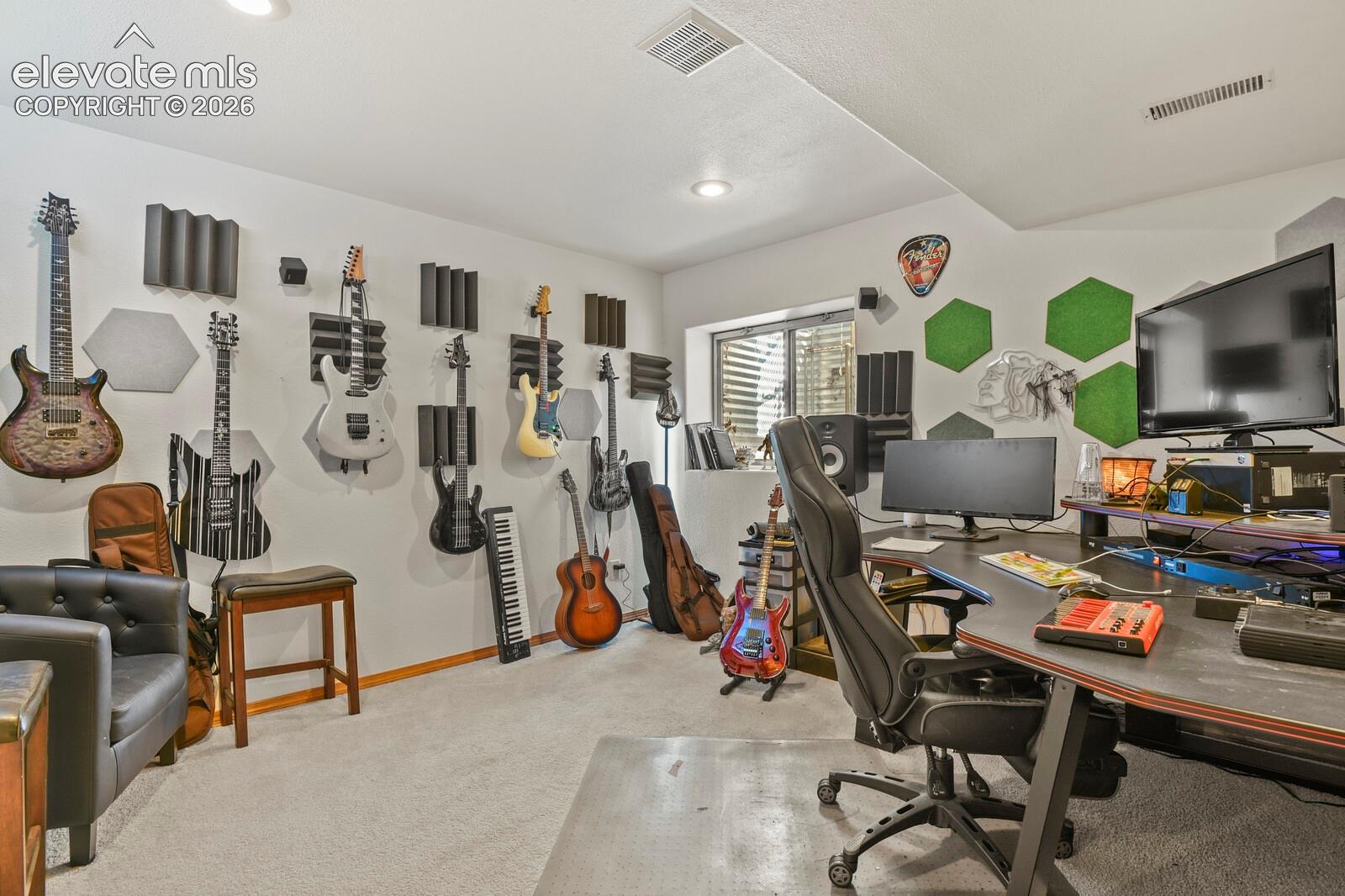 Listing photo 34 for 4912 Chariot Drive
