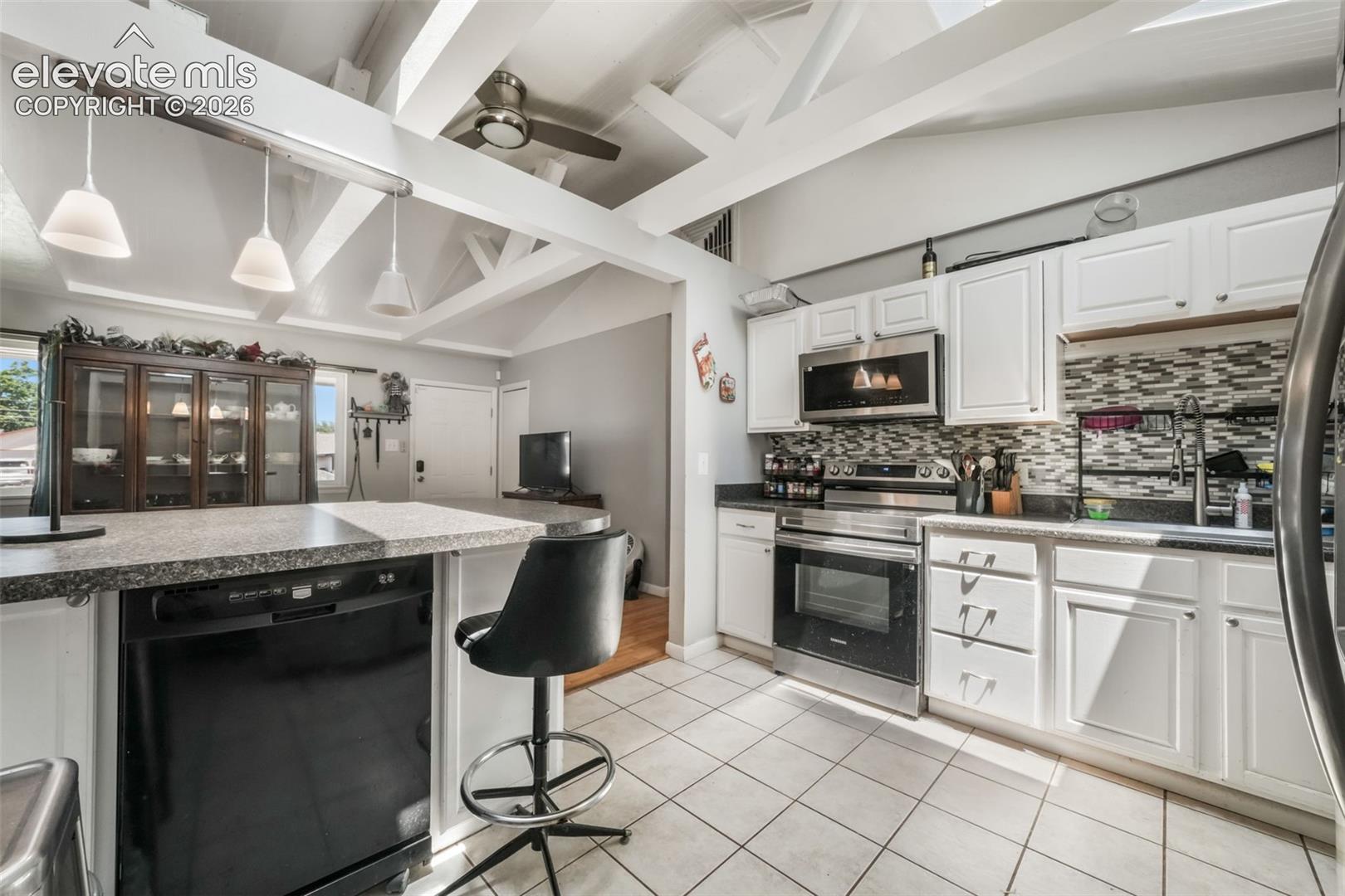 Listing photo 14 for 3506 Lancaster Drive